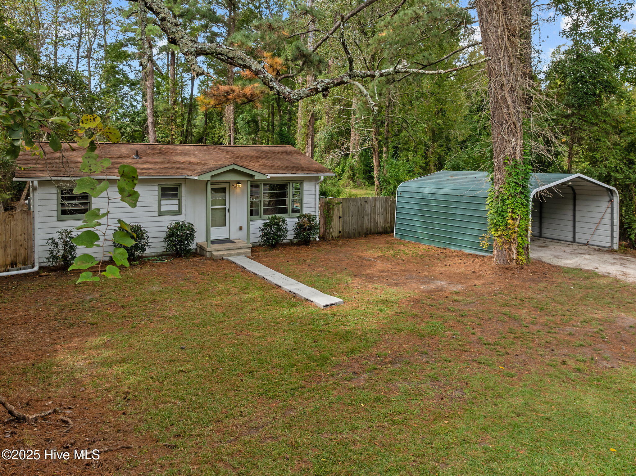 100536002 | Photo 38