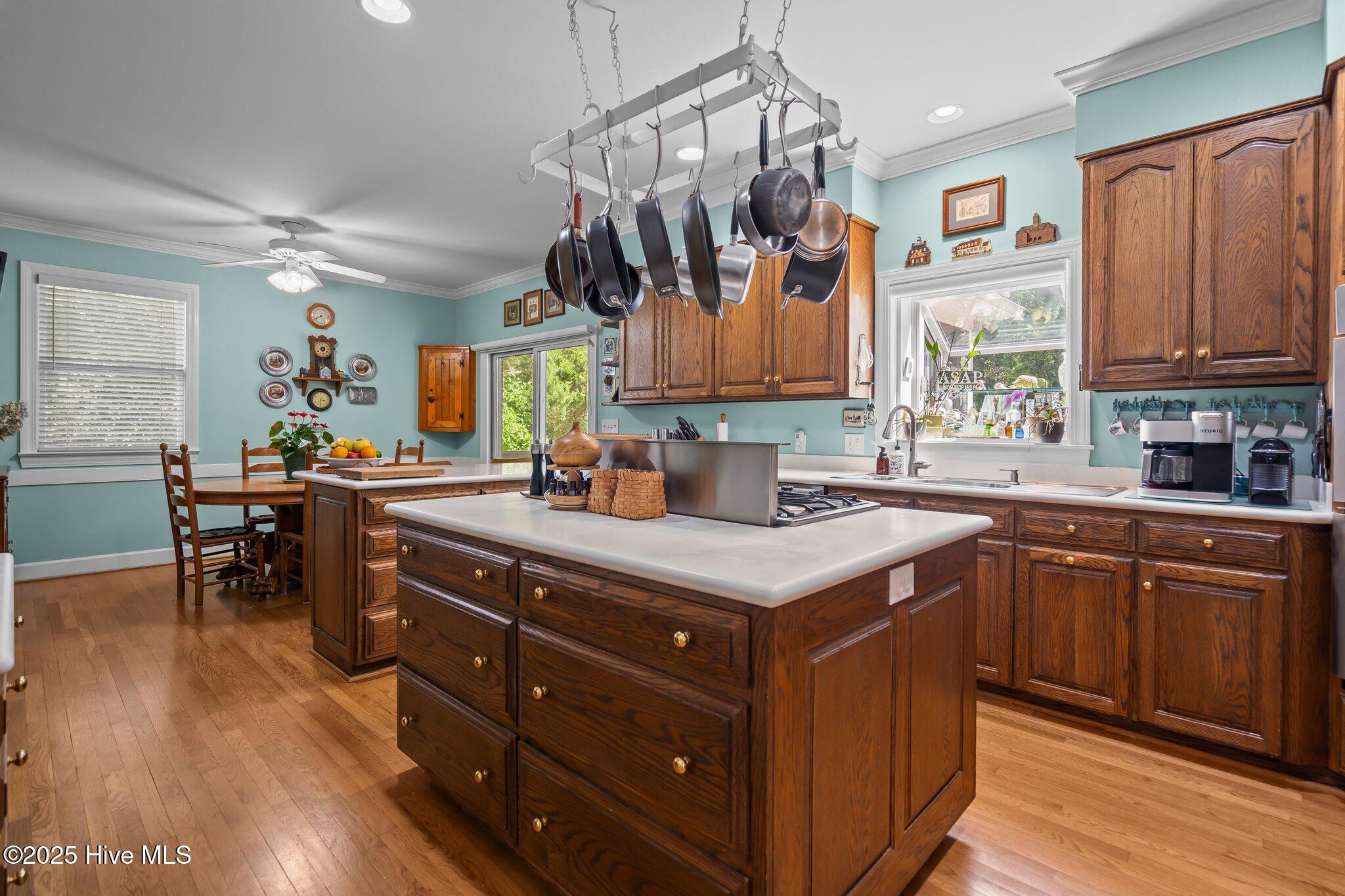 100507582 | Photo 20