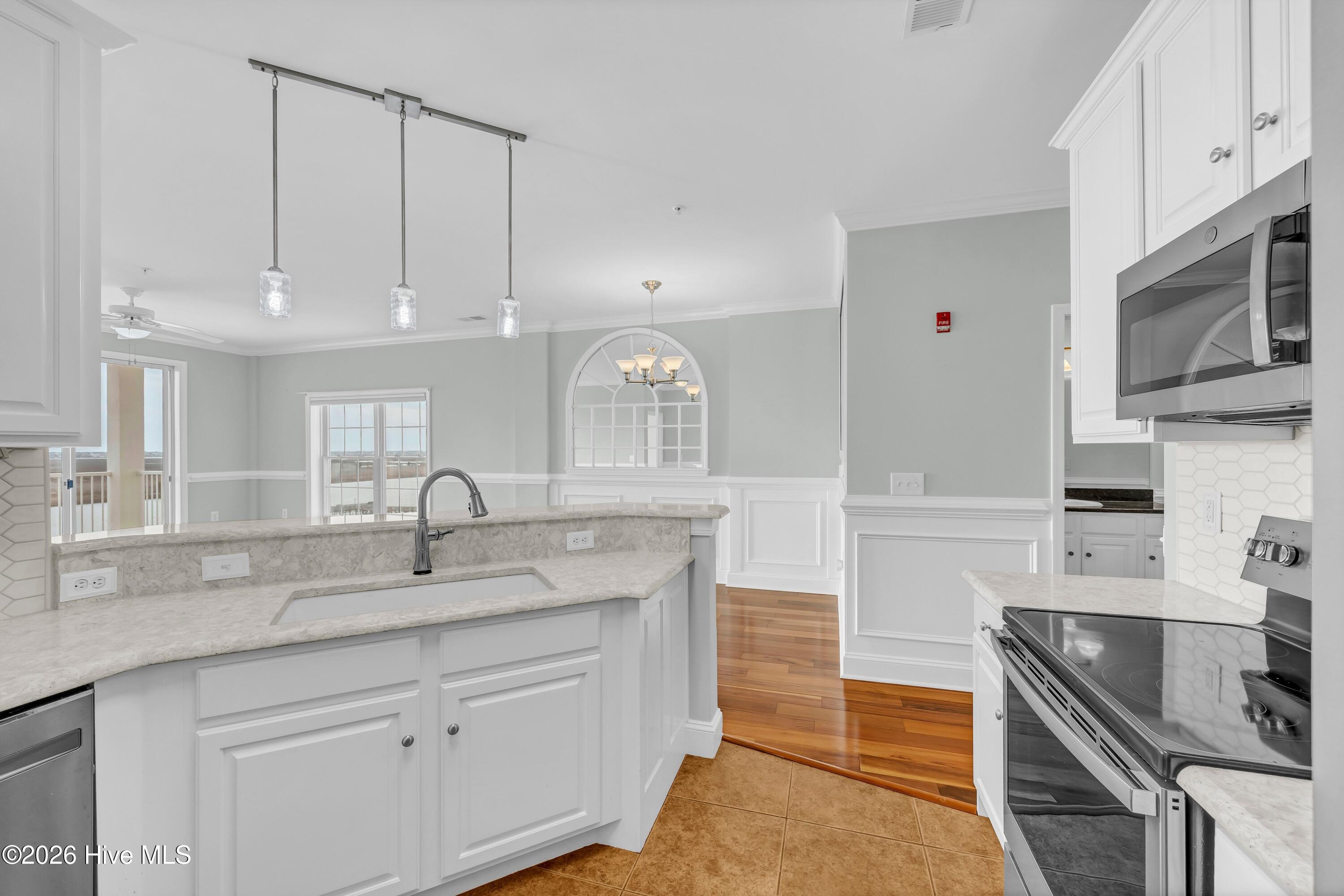 100556994 | Photo 10