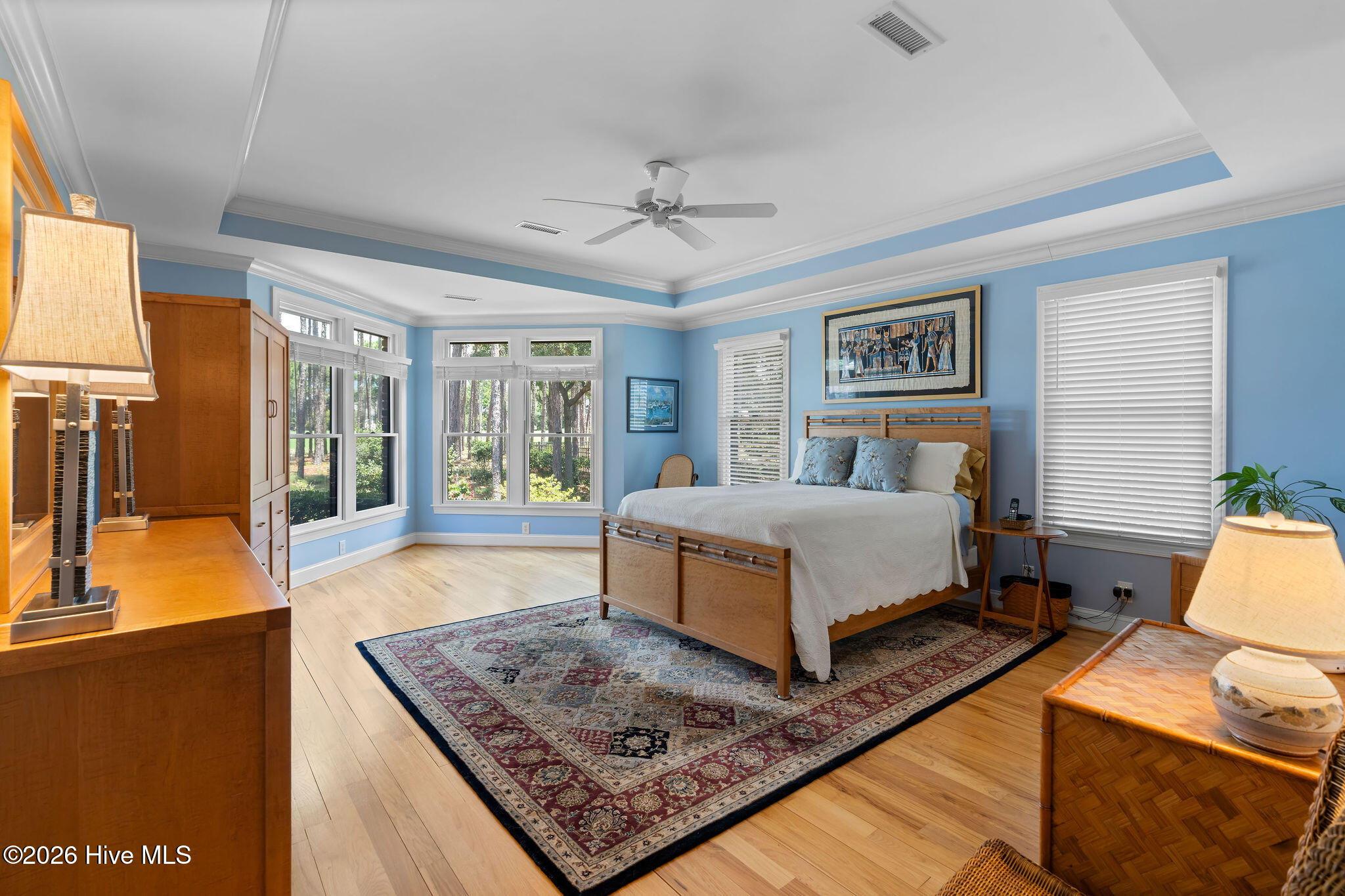 100548545 | Photo 41