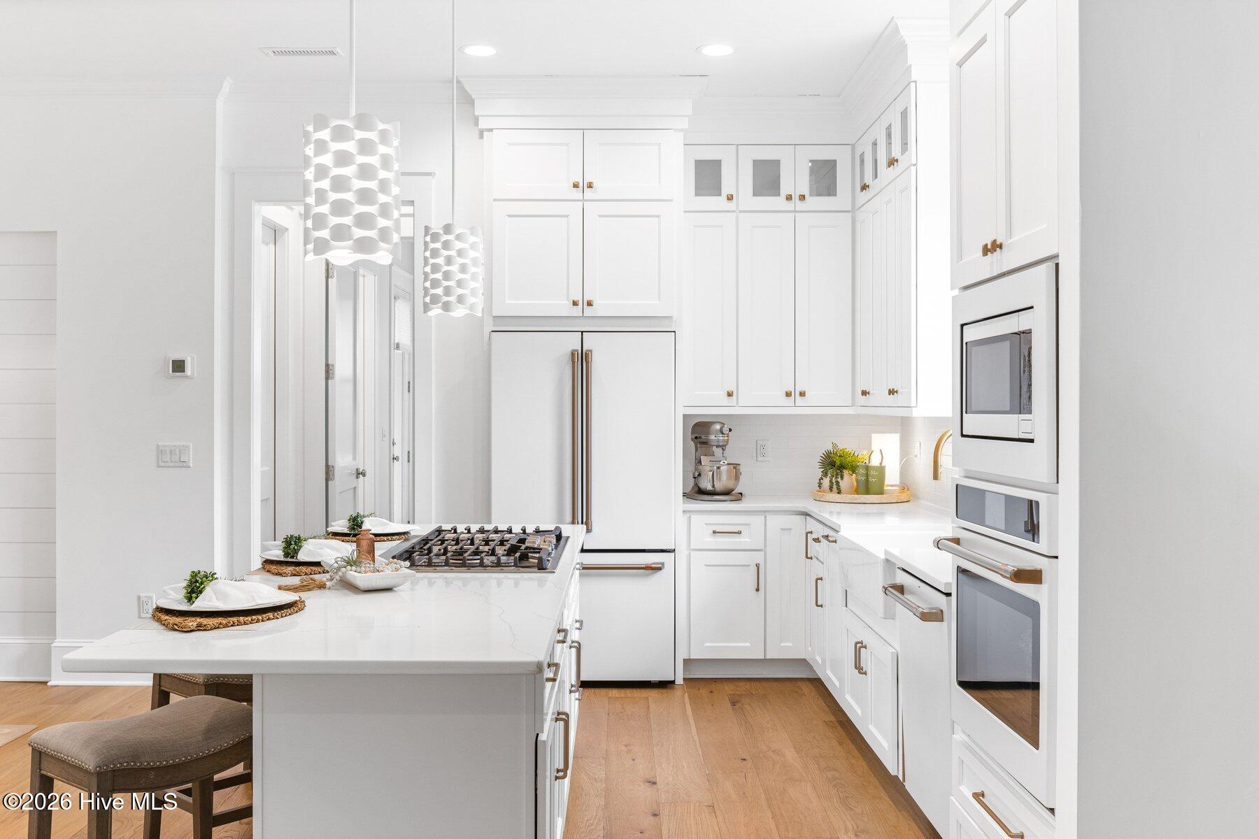 100554015 | Photo 21