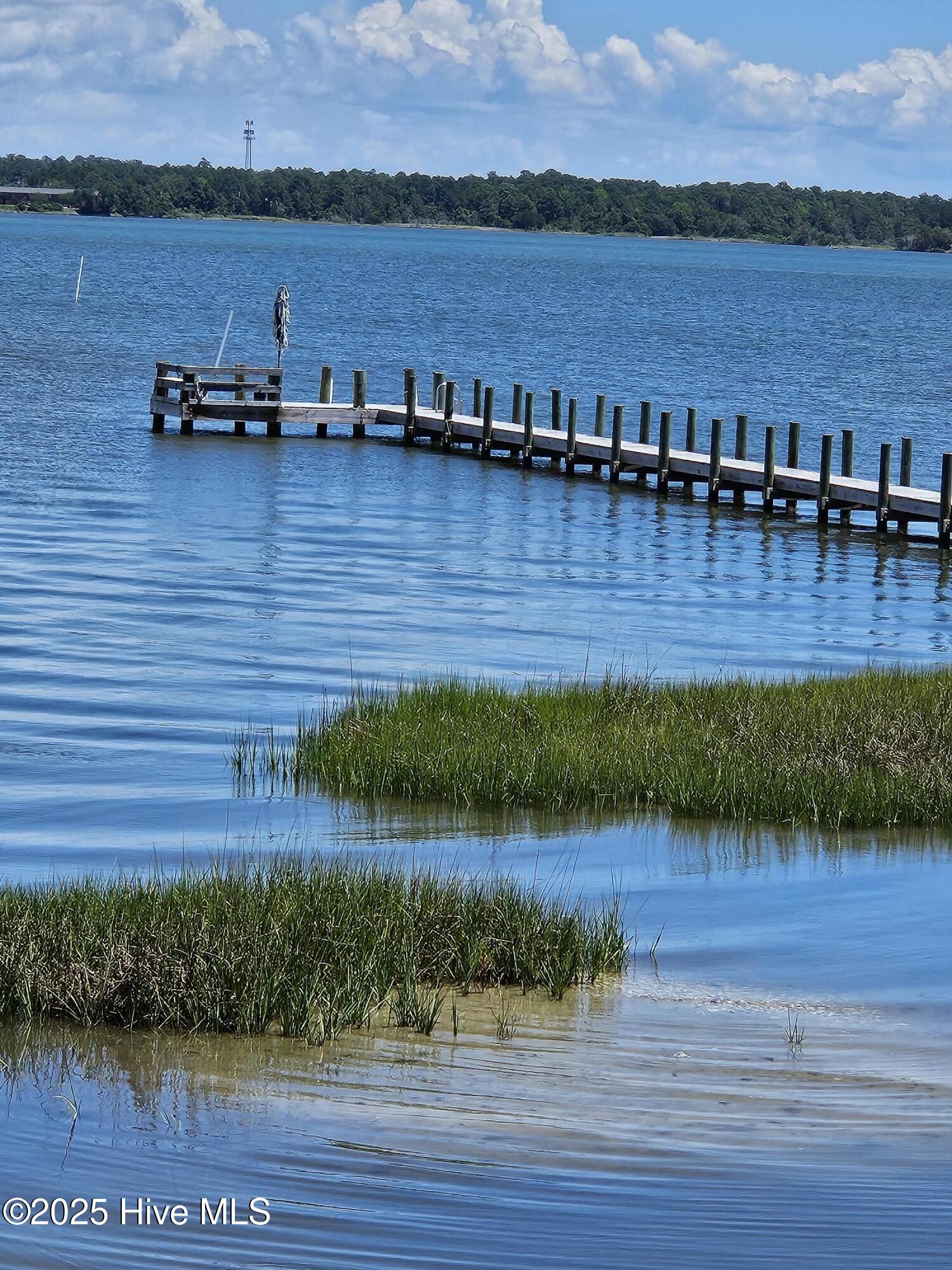 100517737 | Photo 14