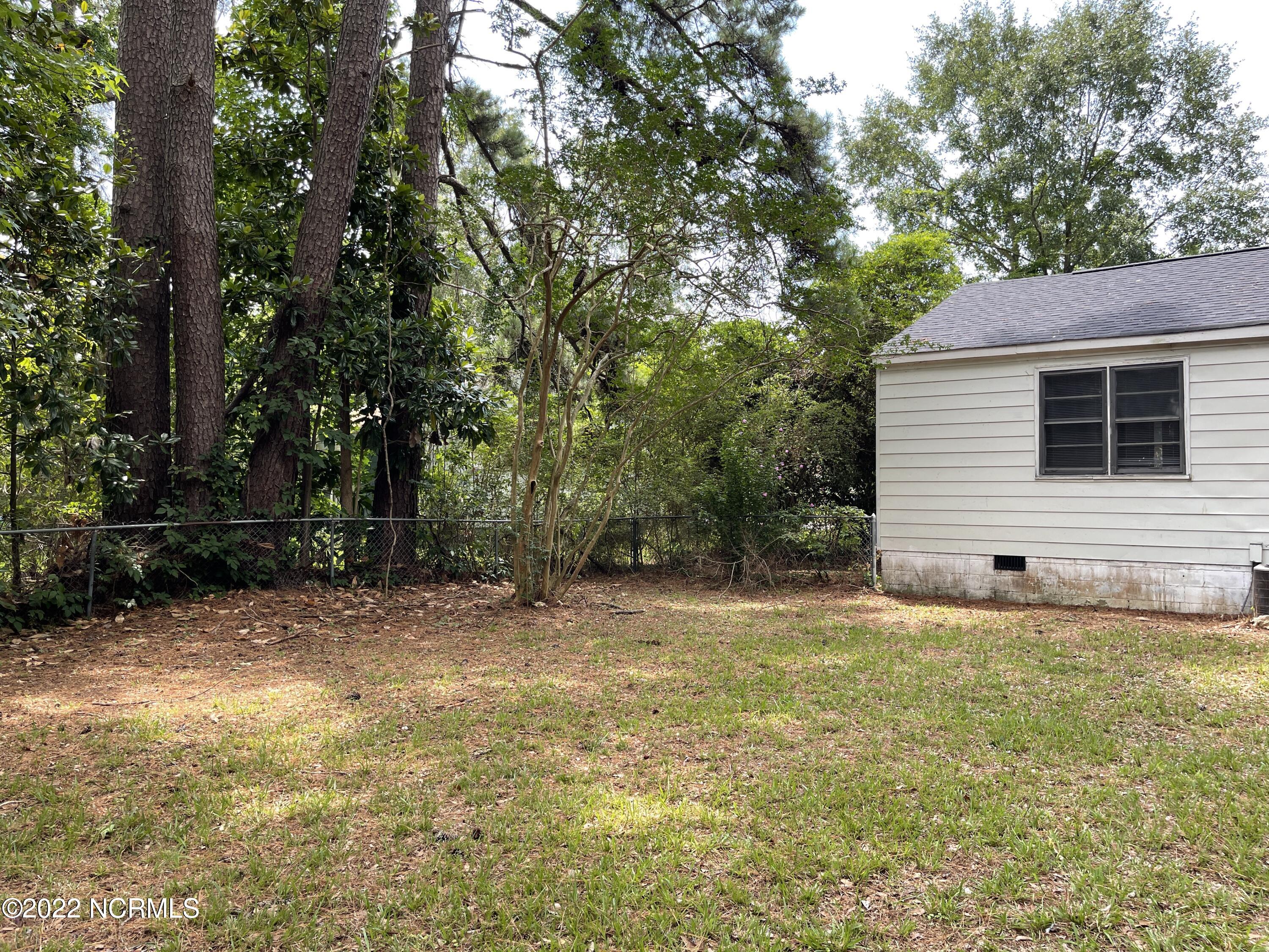 100556845 | Photo 25