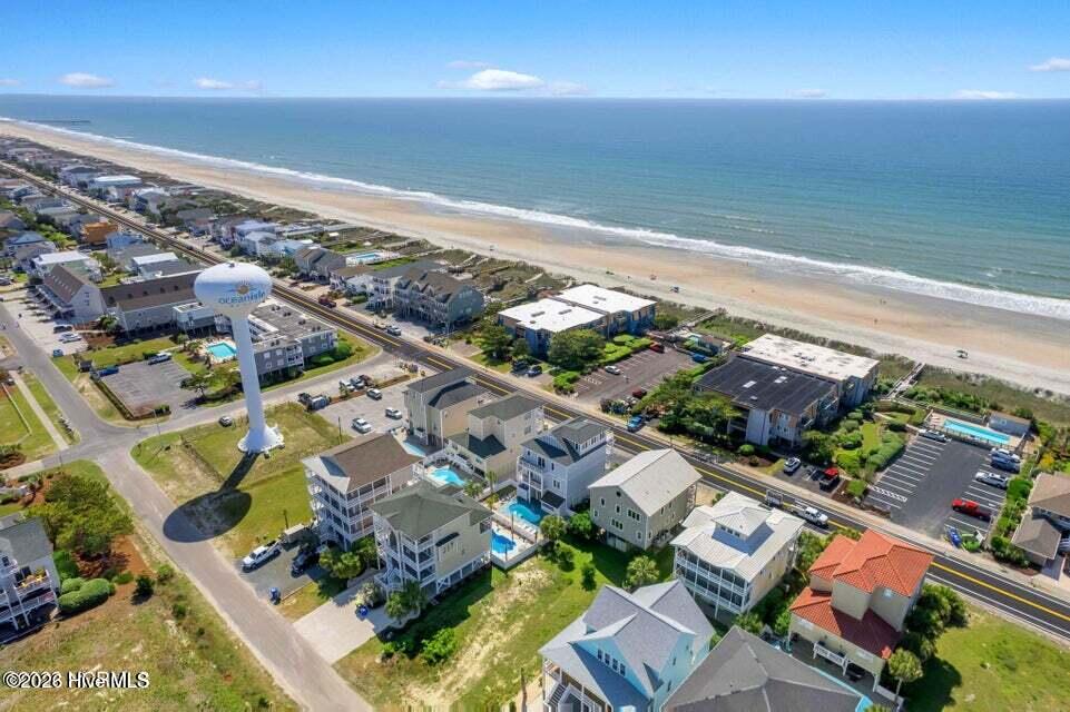 100570036 | Photo 23