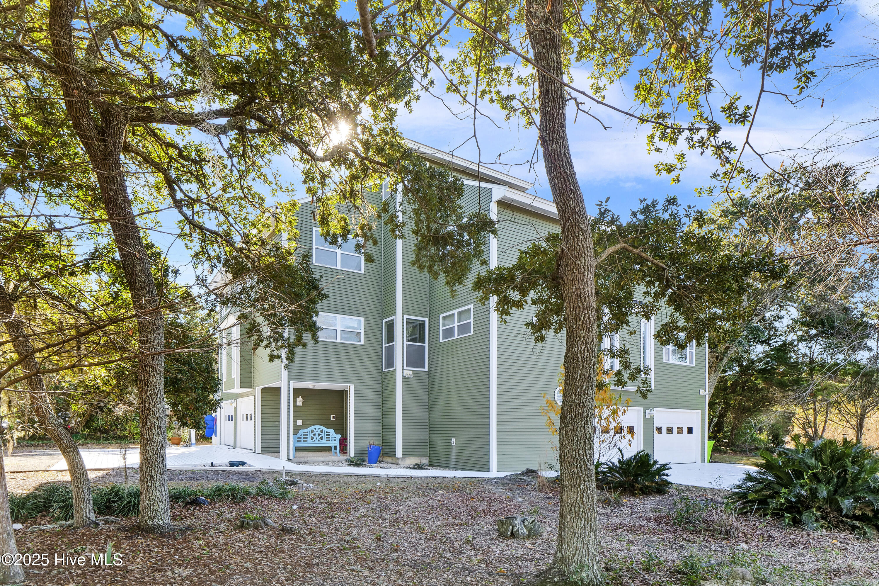 111 Cutlass Drive, Surf City, NC, 28445