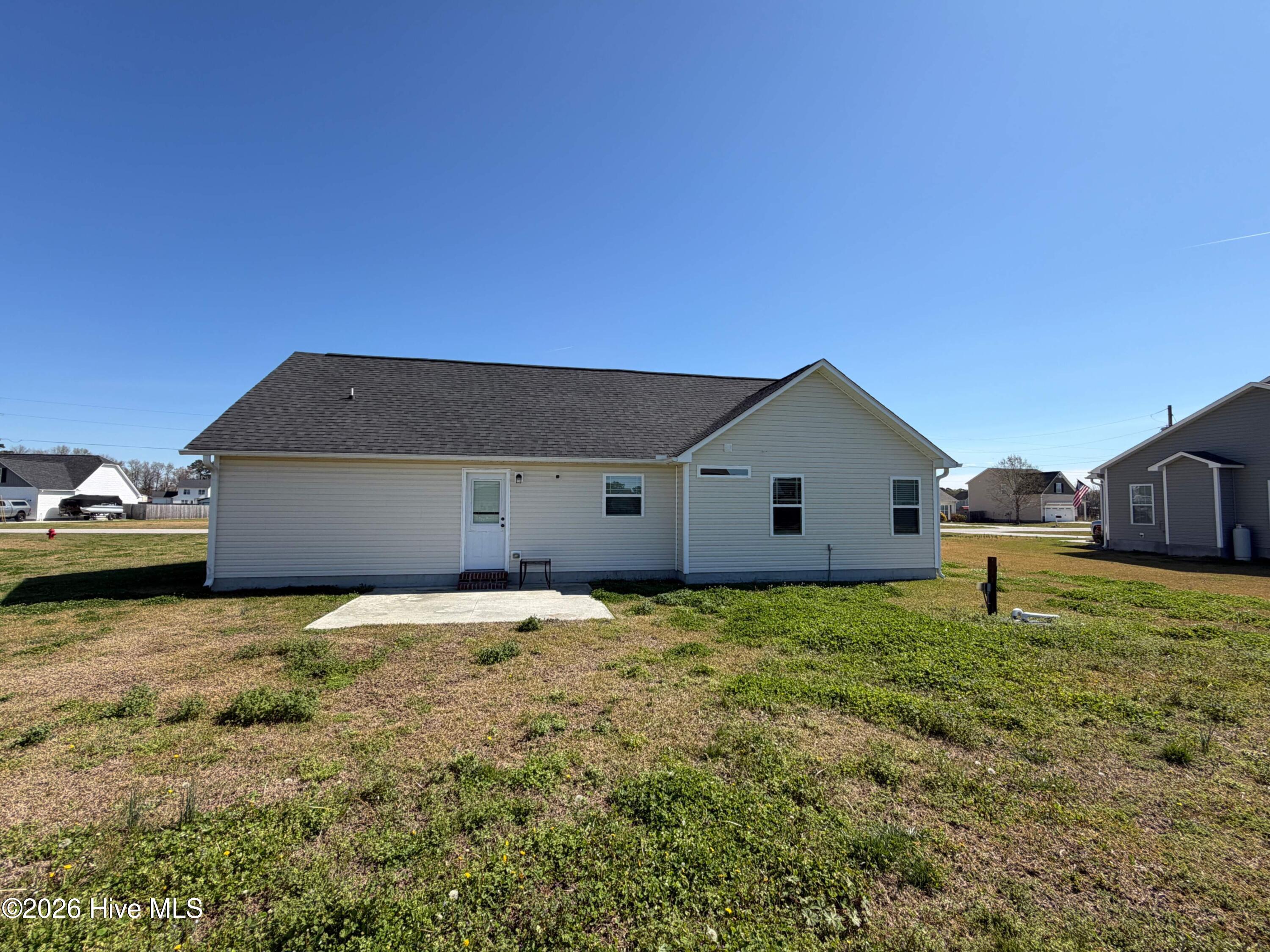 100563826 | Photo 23