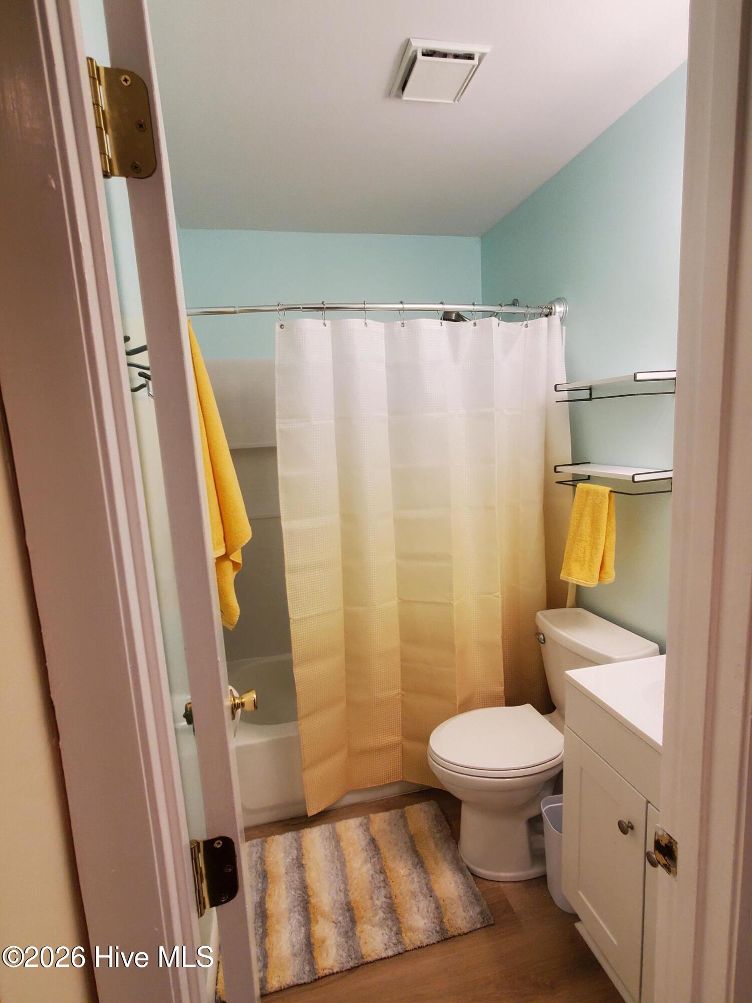 100552578 | Photo 14