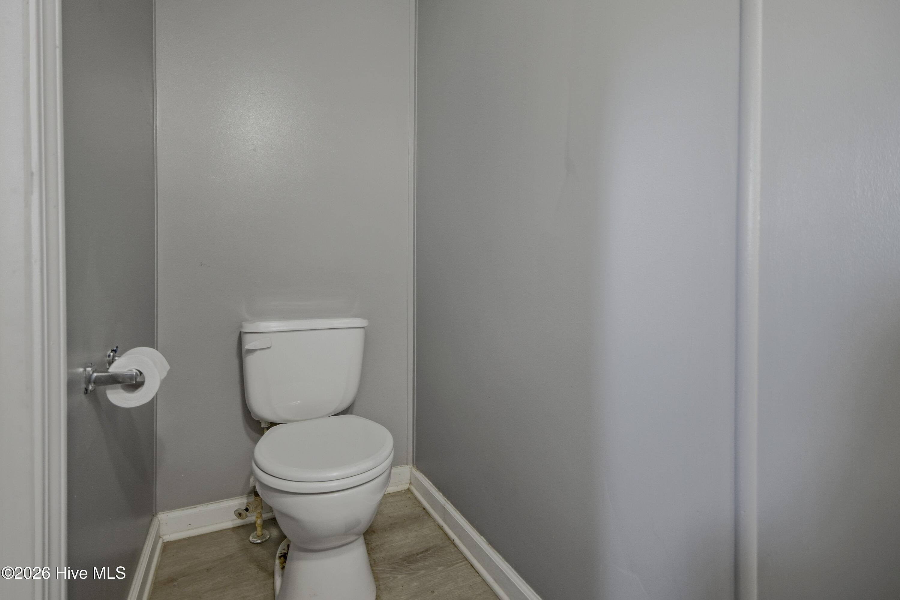 100566324 | Photo 38