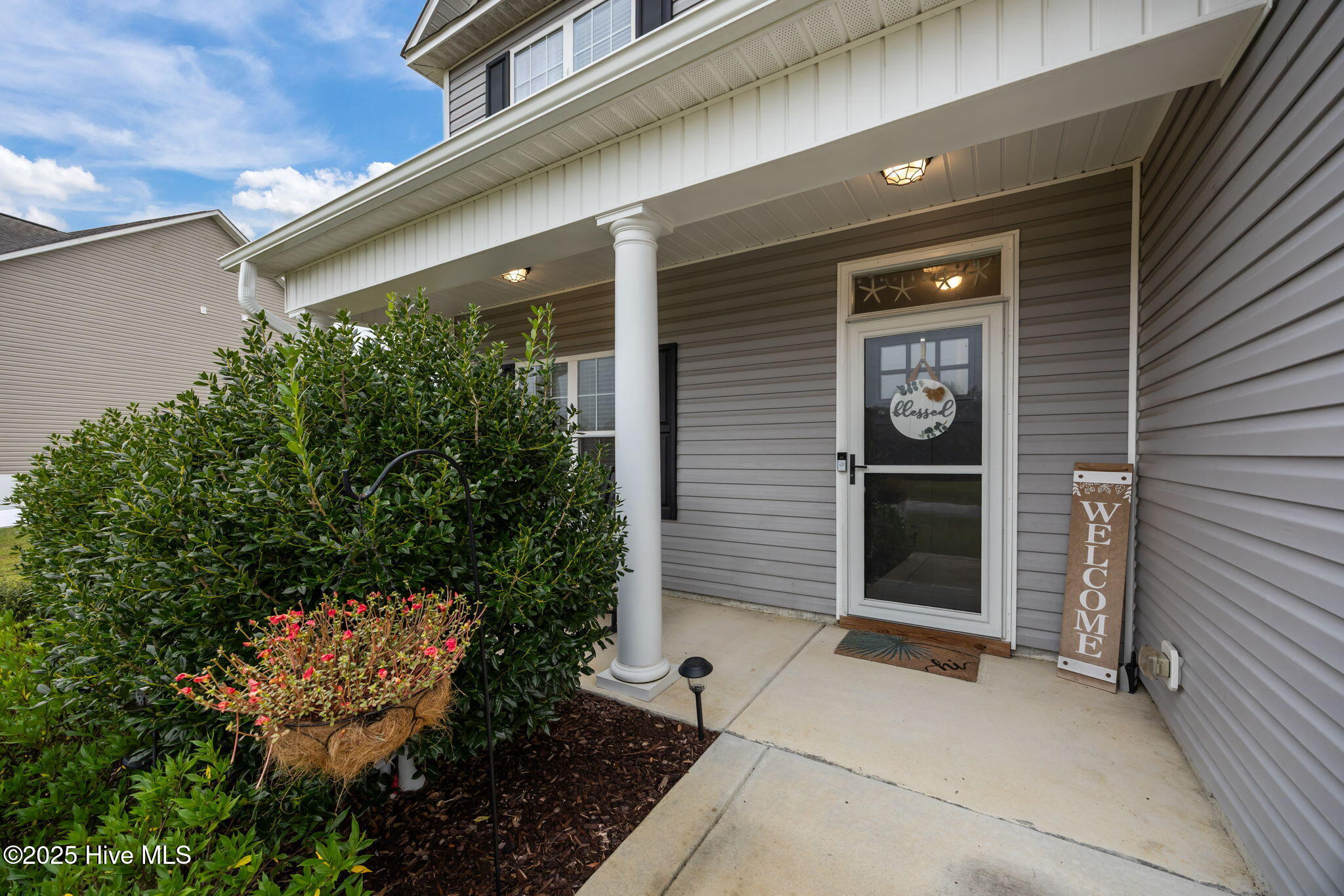 123 Village Creek Drive,Maysville