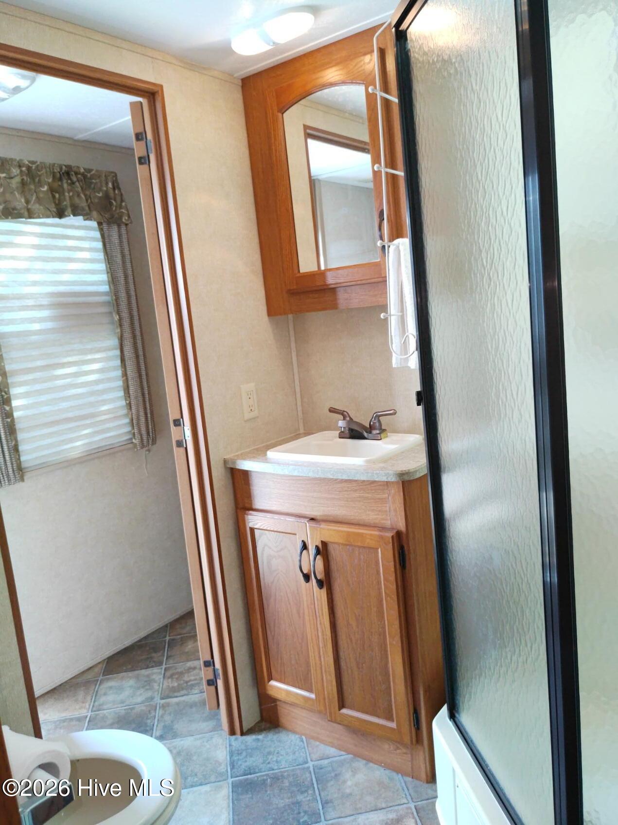 100567863 | Photo 36