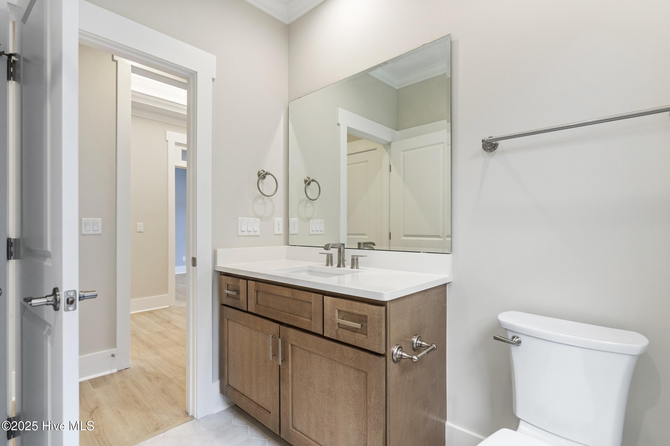 100513884 | Photo 11