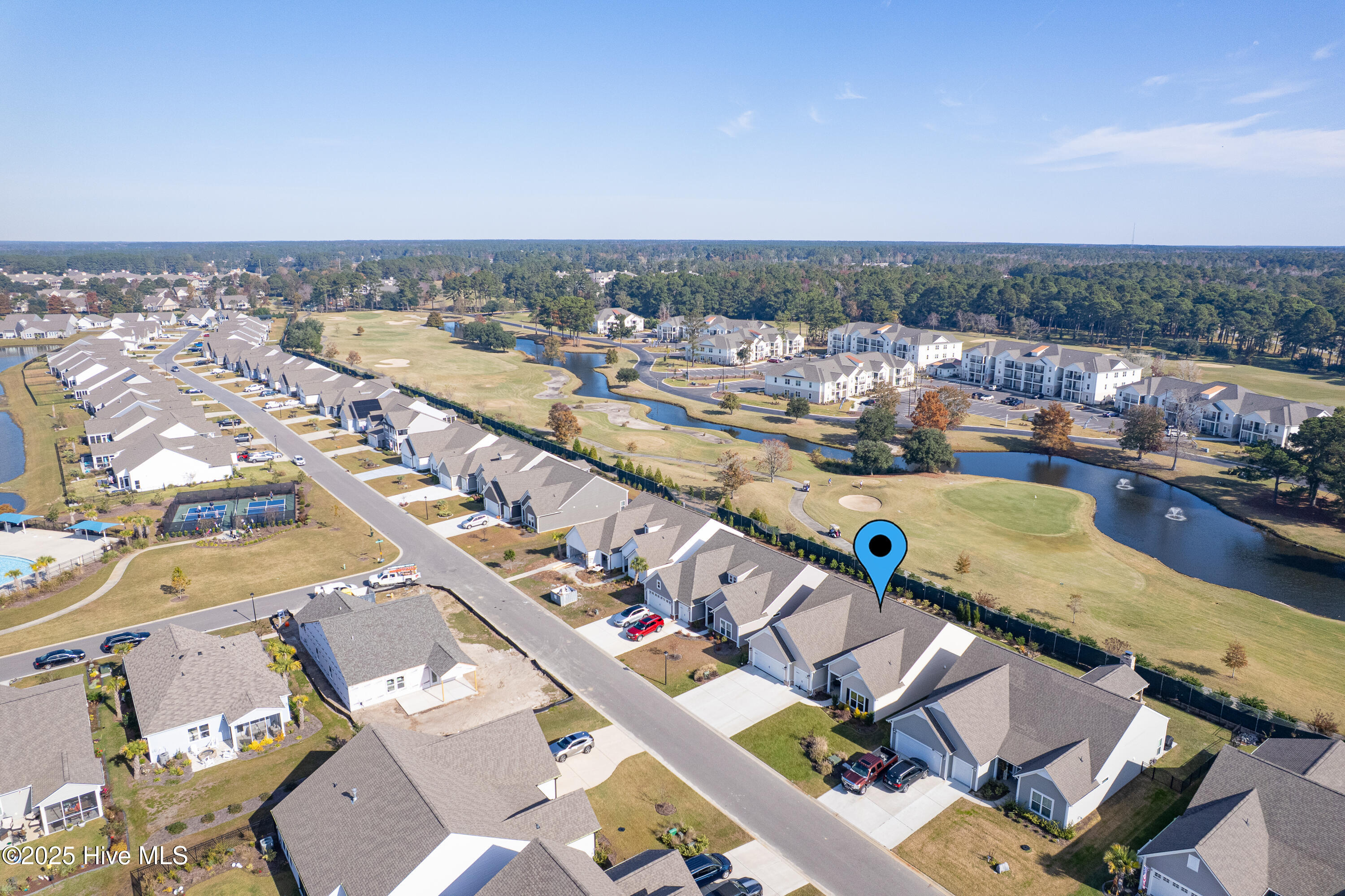 100544434 | Photo 42