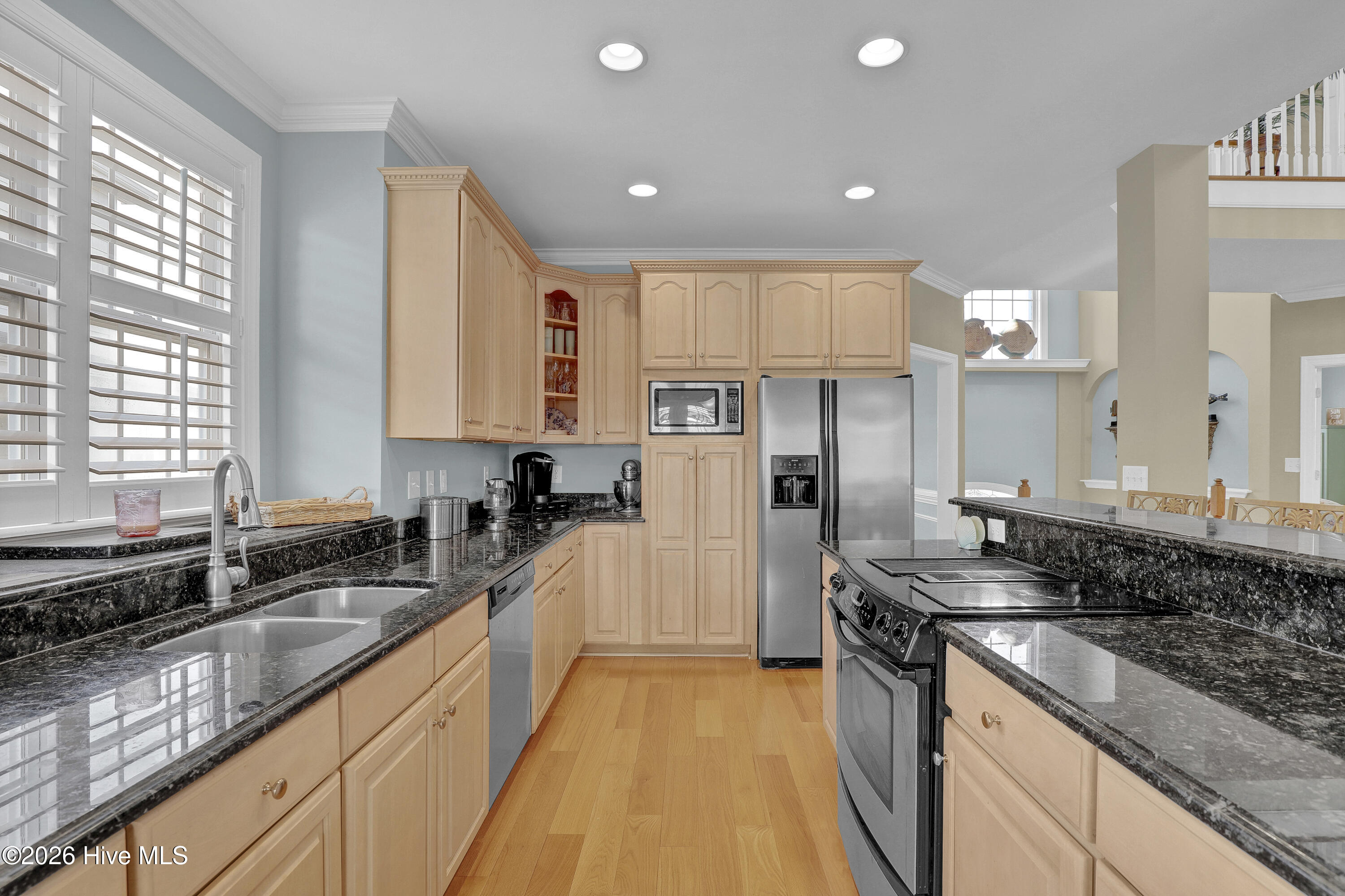 100559155 | Photo 27