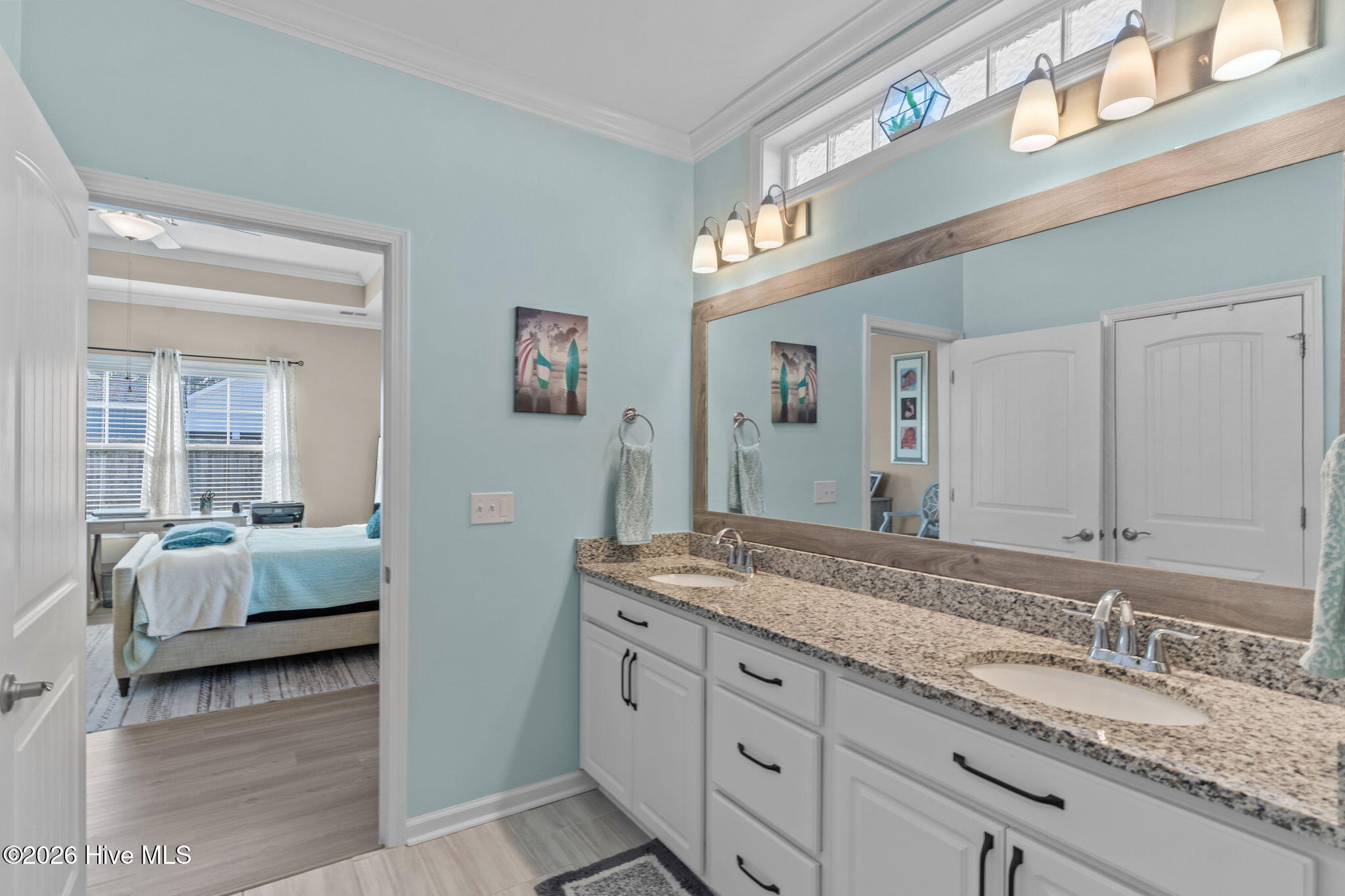 100550760 | Photo 27