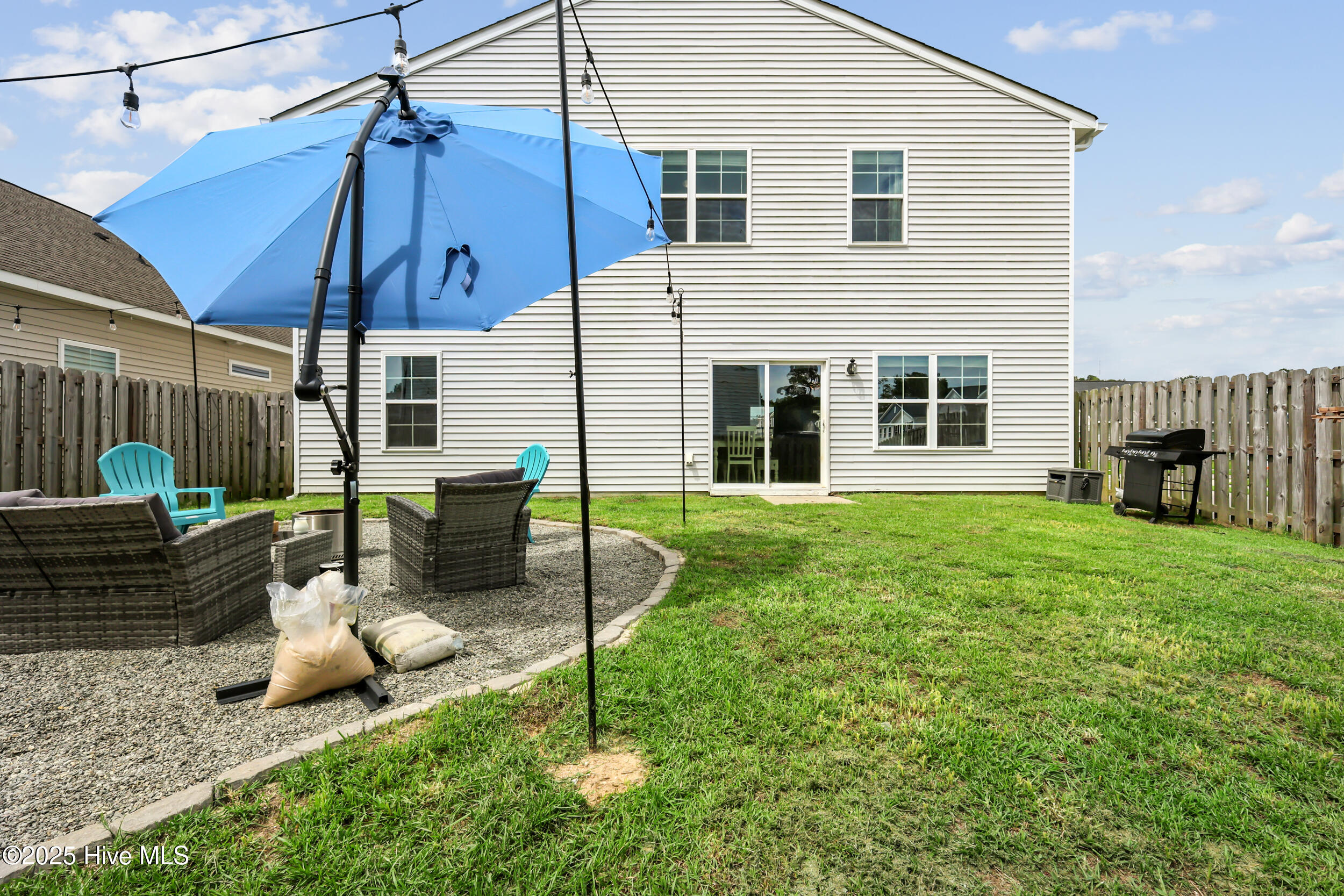 100554795 | Photo 28