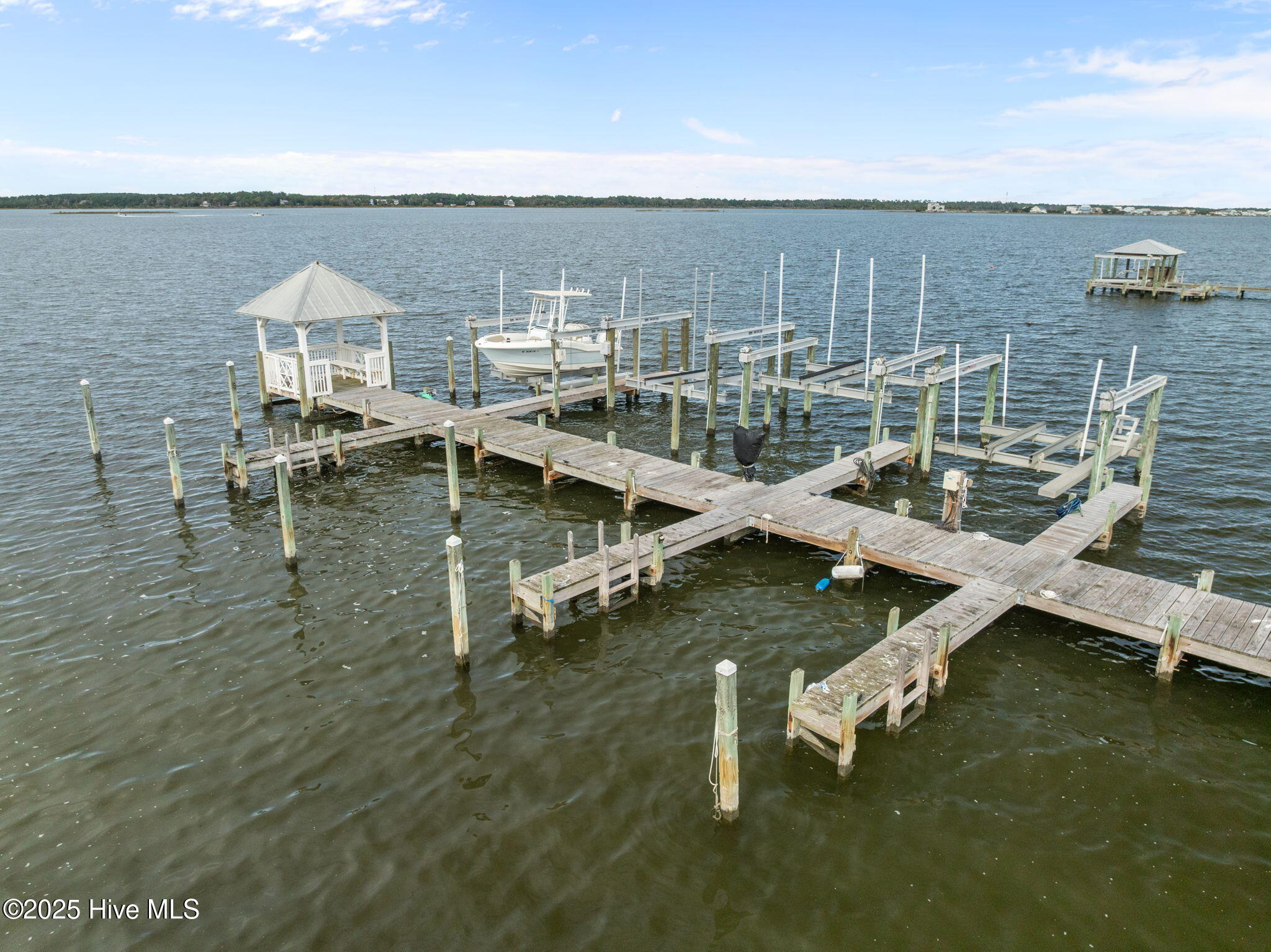 100539453 | Photo 60