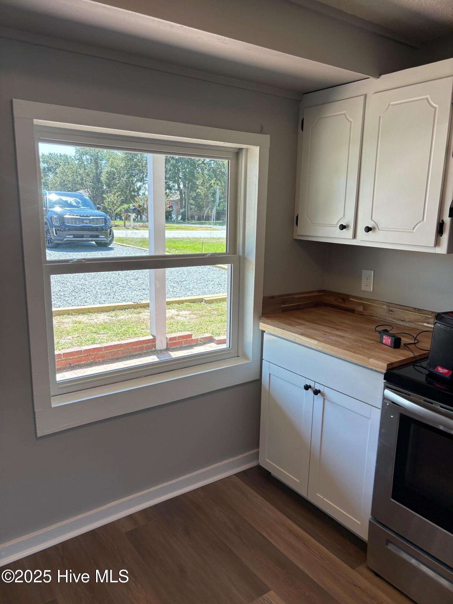 100525012 | Photo 16