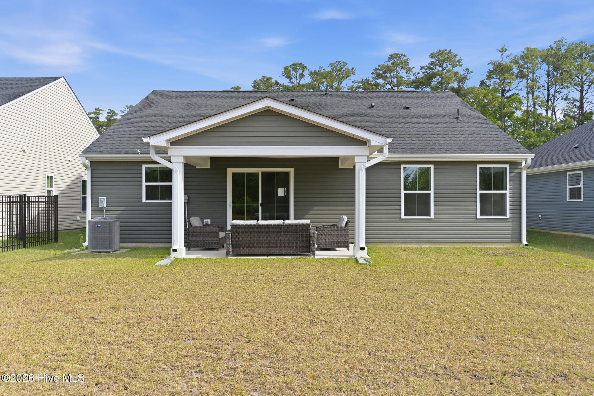 1123 Middle Crest Drive NE, Bolivia, NC, 28422