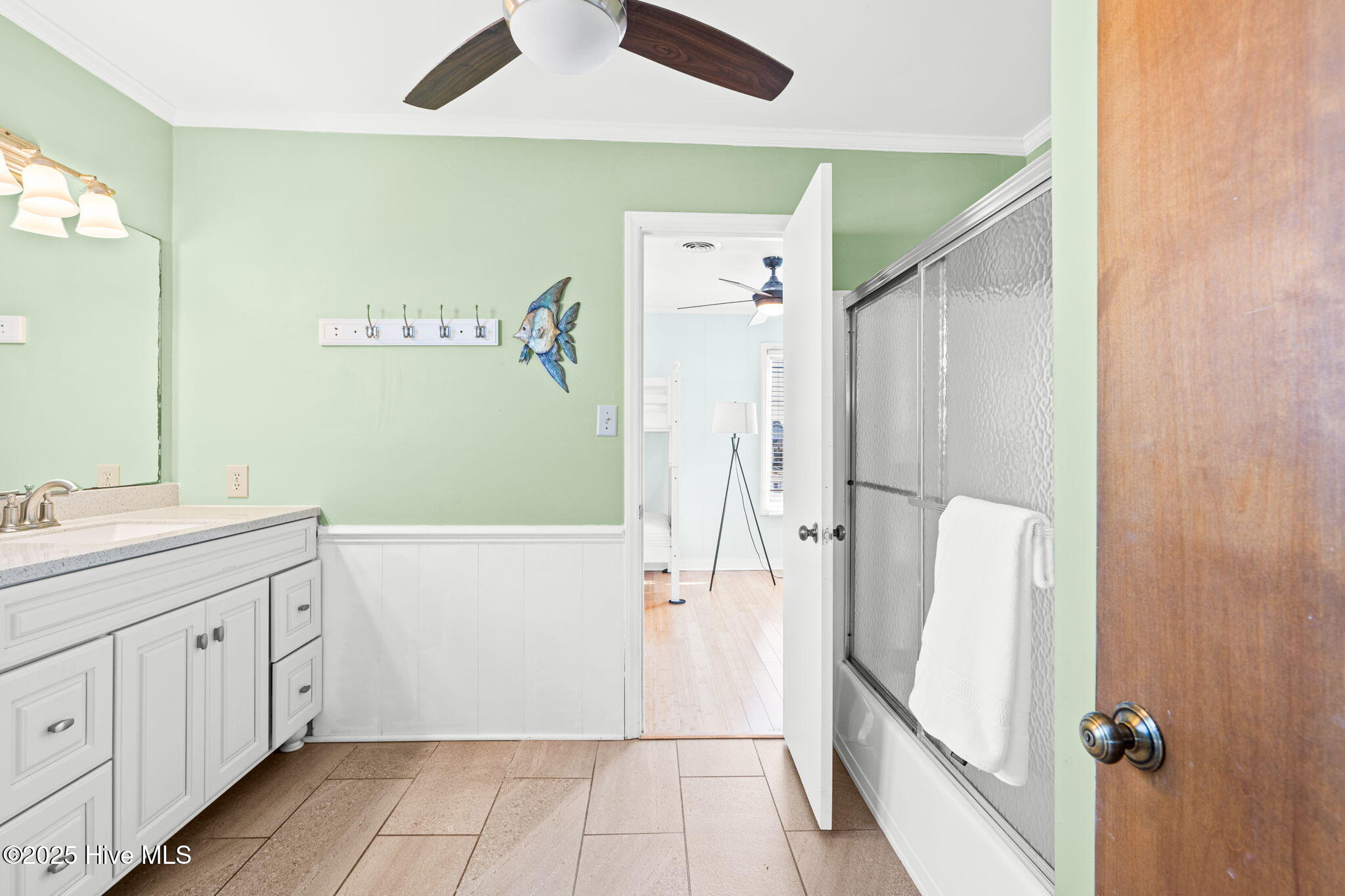 100483908 | Photo 34