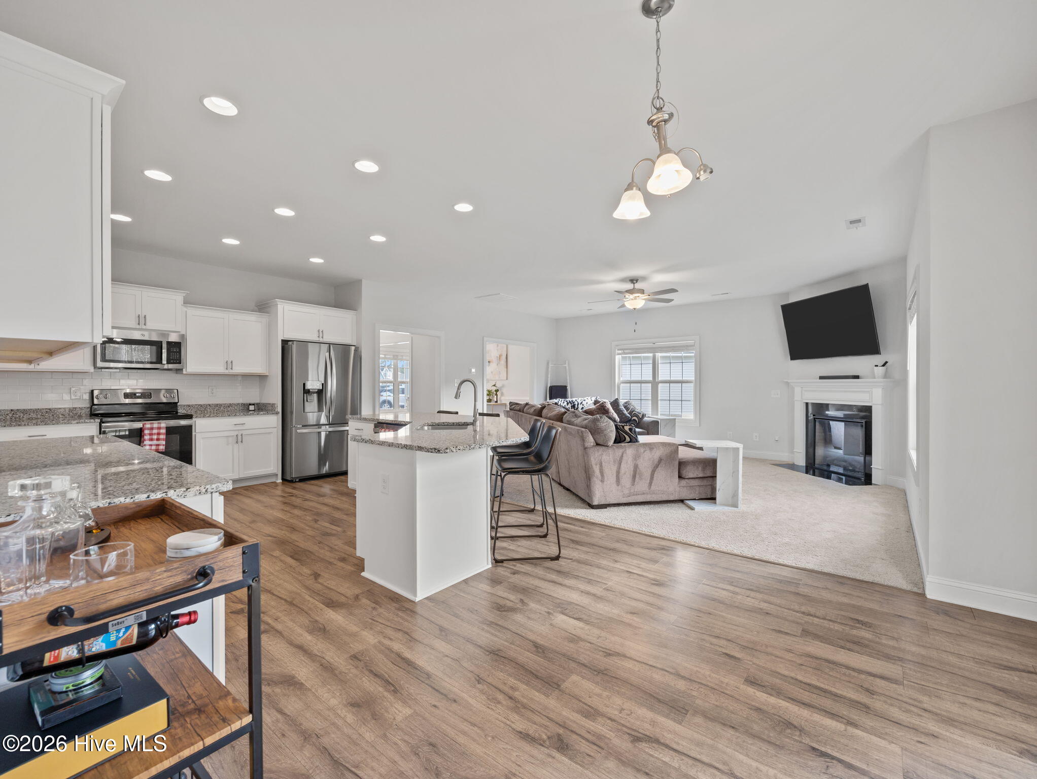 100563779 | Photo 19