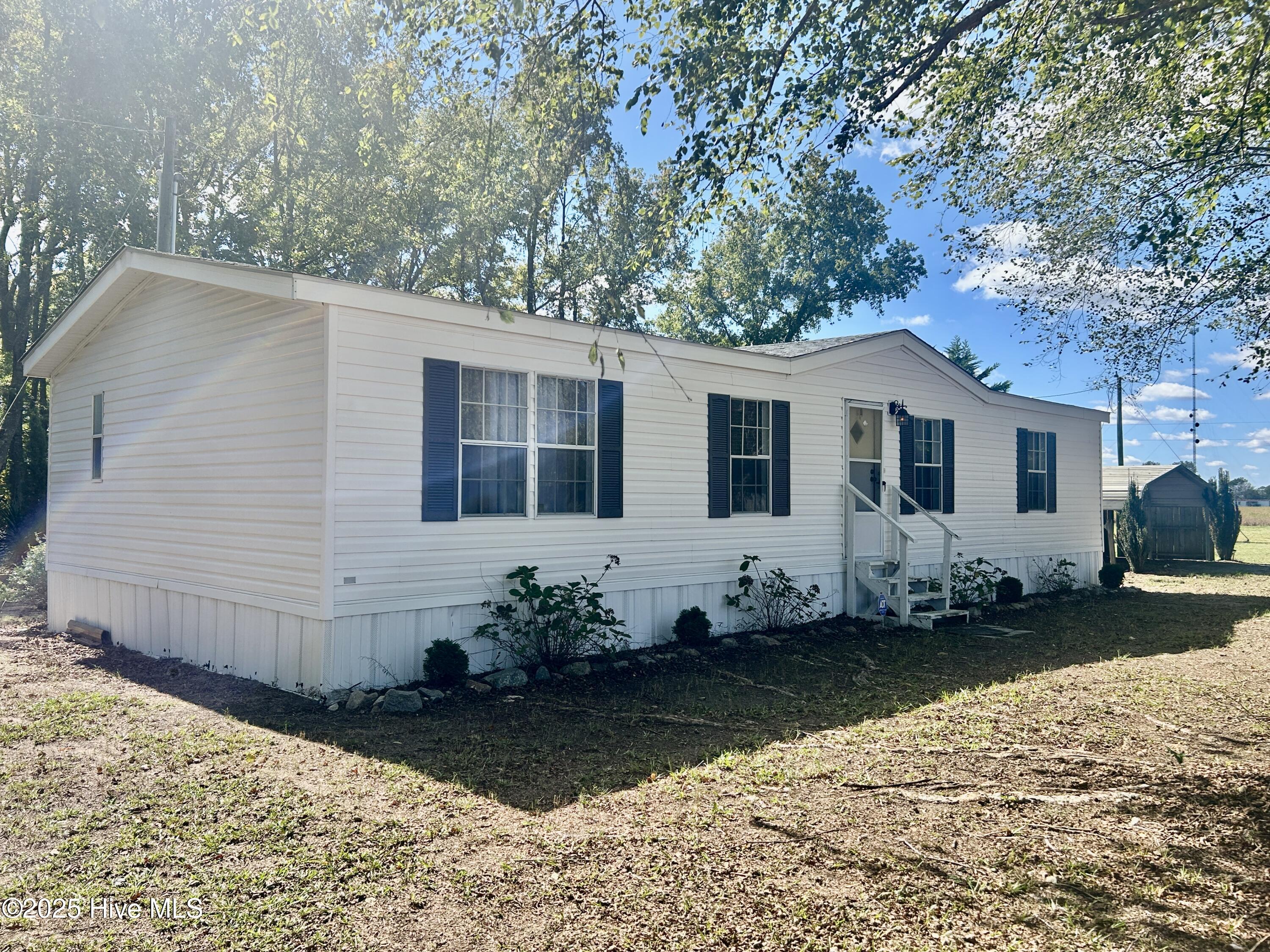 Homes for sale in Scotland Neck, NC | 101 Dudley Farm Rd, Scotland Neck, NC 27874 | MLS# 100536400