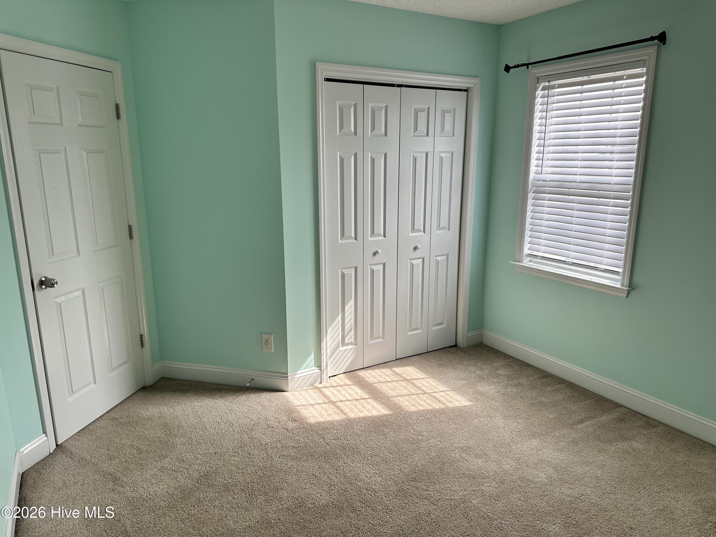 100556264 | Photo 22