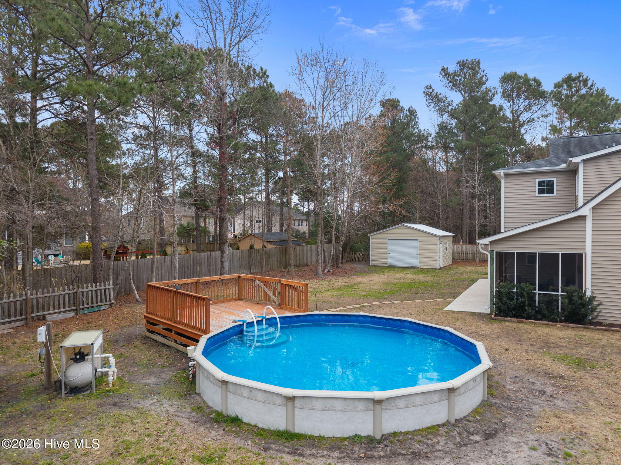 100558672 | Photo 58