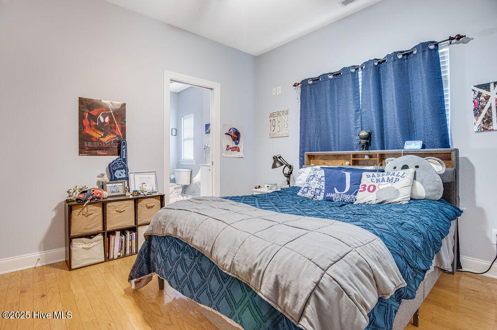 100534087 | Photo 37