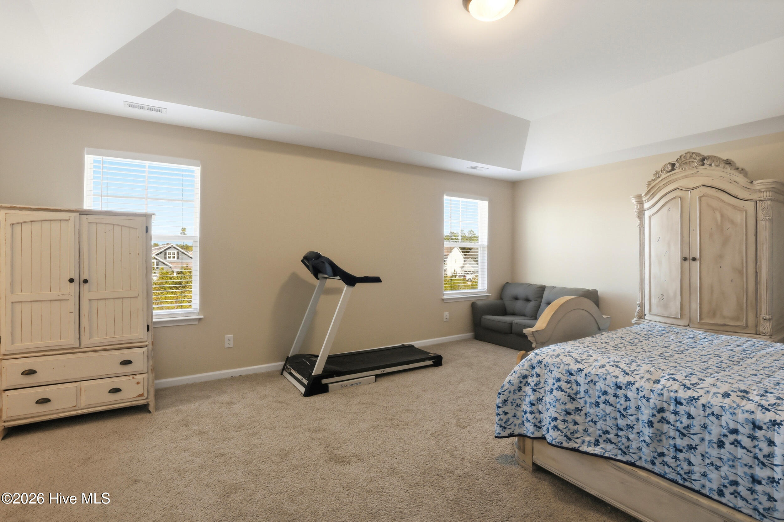 100566702 | Photo 18