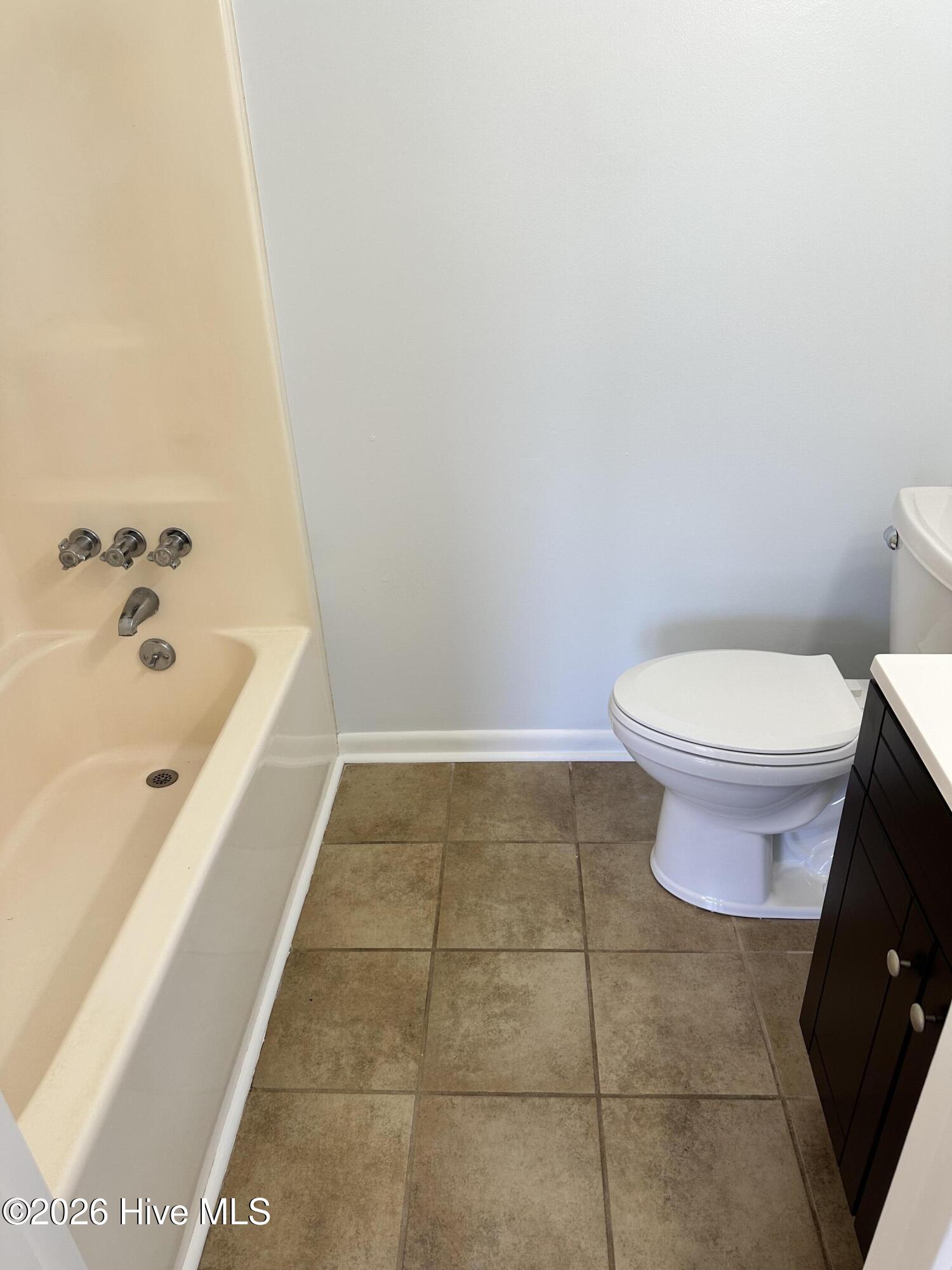 100556909 | Photo 16