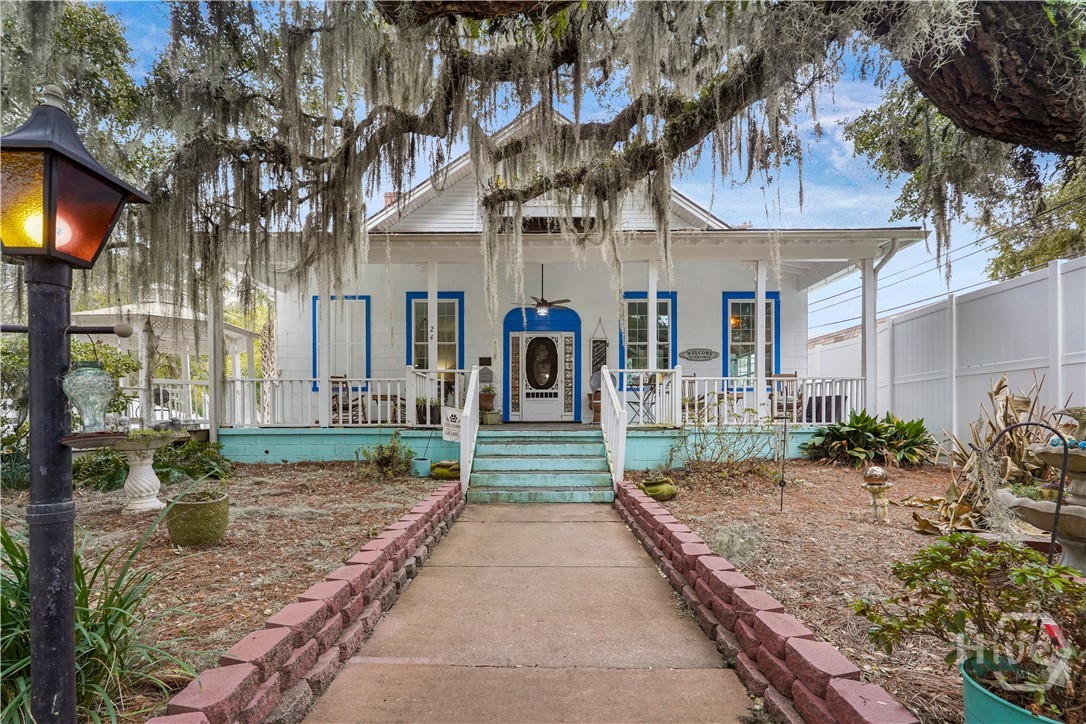 24 Van Horne, Tybee Island, Georgia, 9 Bedrooms Bedrooms, 16 Rooms Rooms,10 BathroomsBathrooms,Single family residence,For sale,Van Horne,SA350242