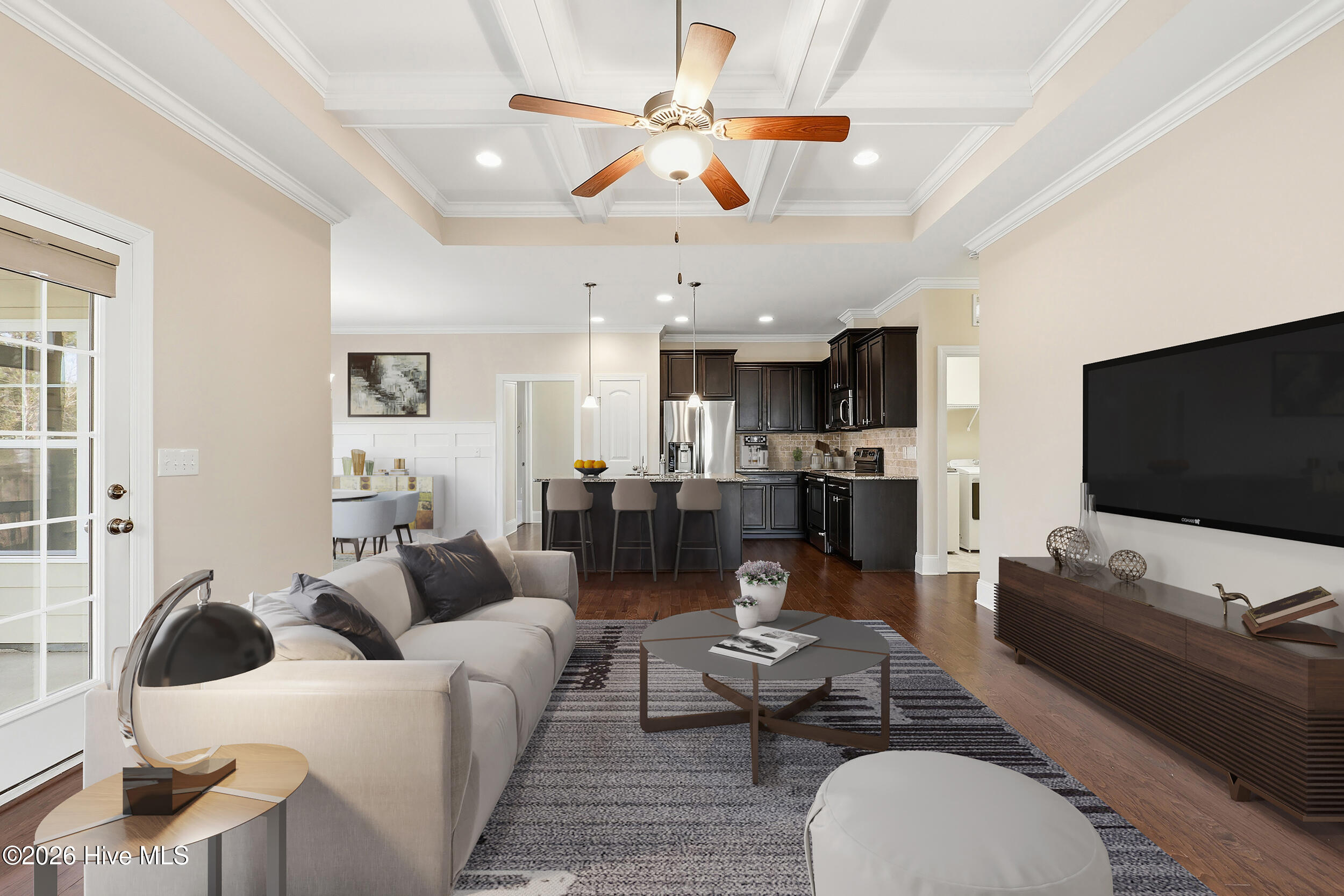 100547998 | Photo 11