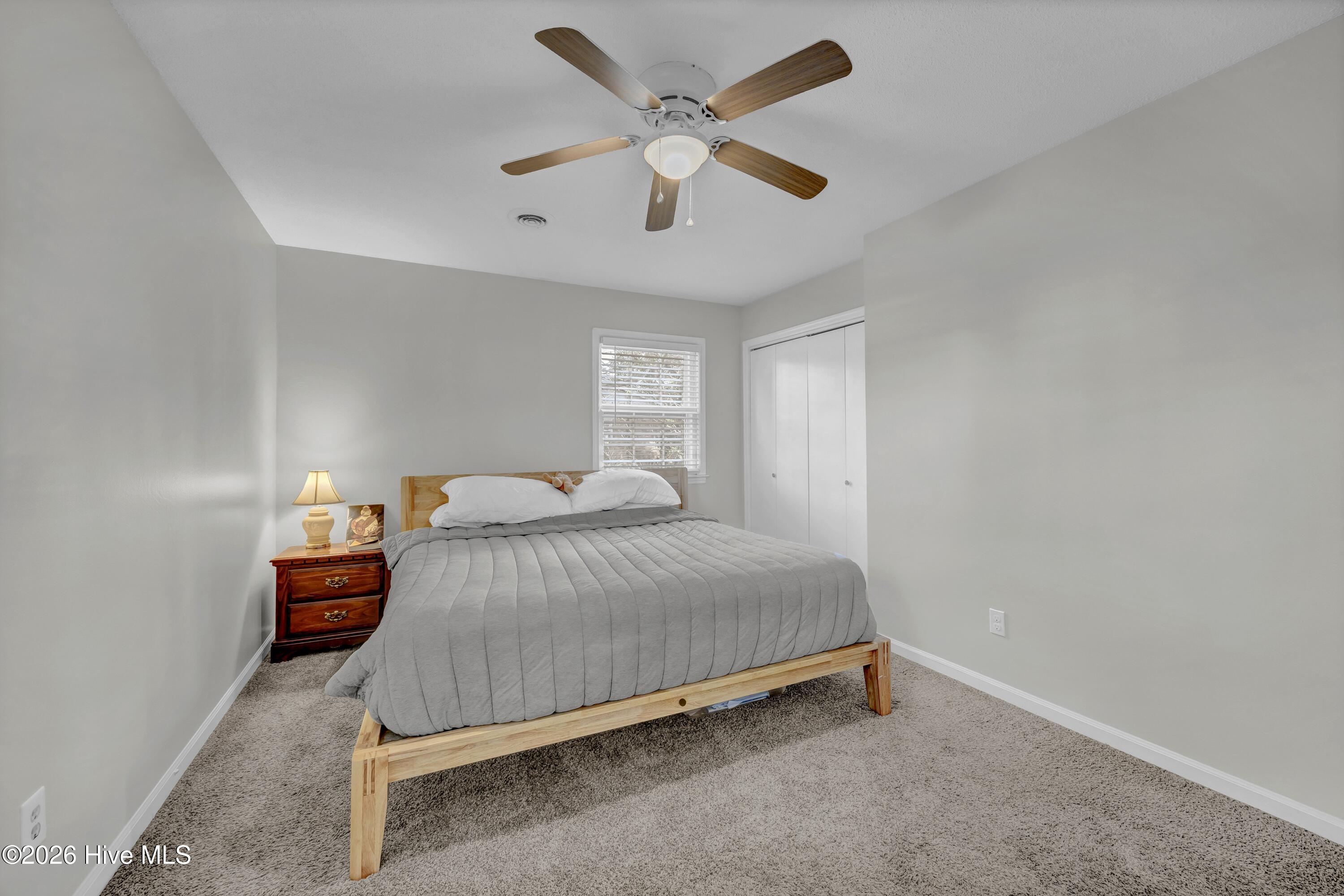 100550885 | Photo 14