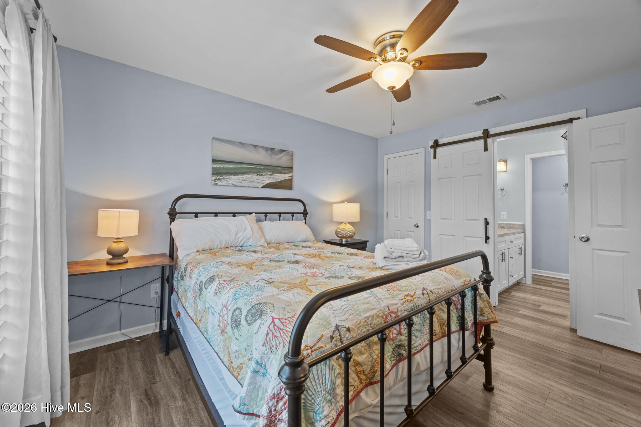 100551166 | Photo 30