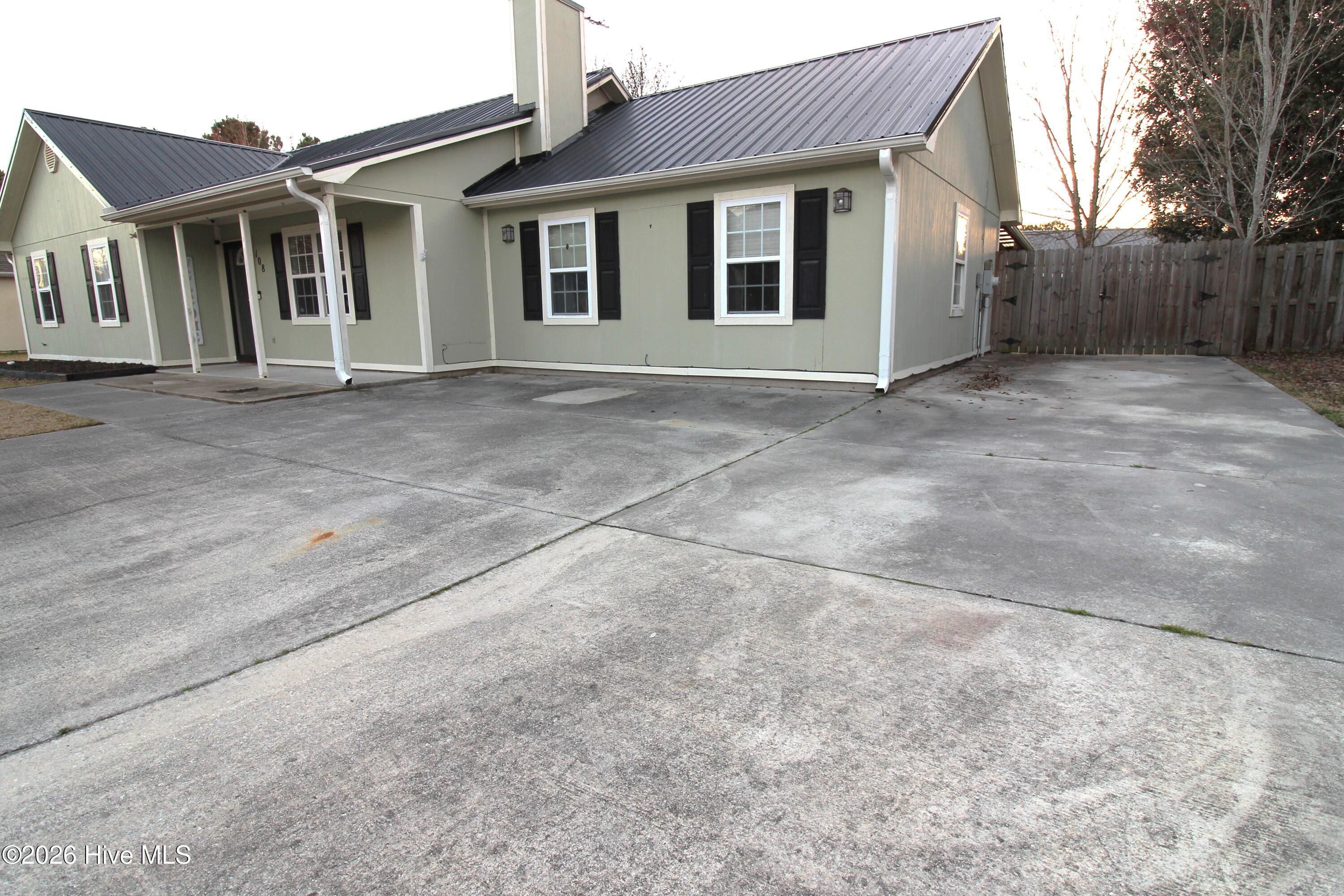 Homes for sale in Hubert, NC | 108 Foxlair Dr, Hubert, NC 28539 | MLS# 100558935