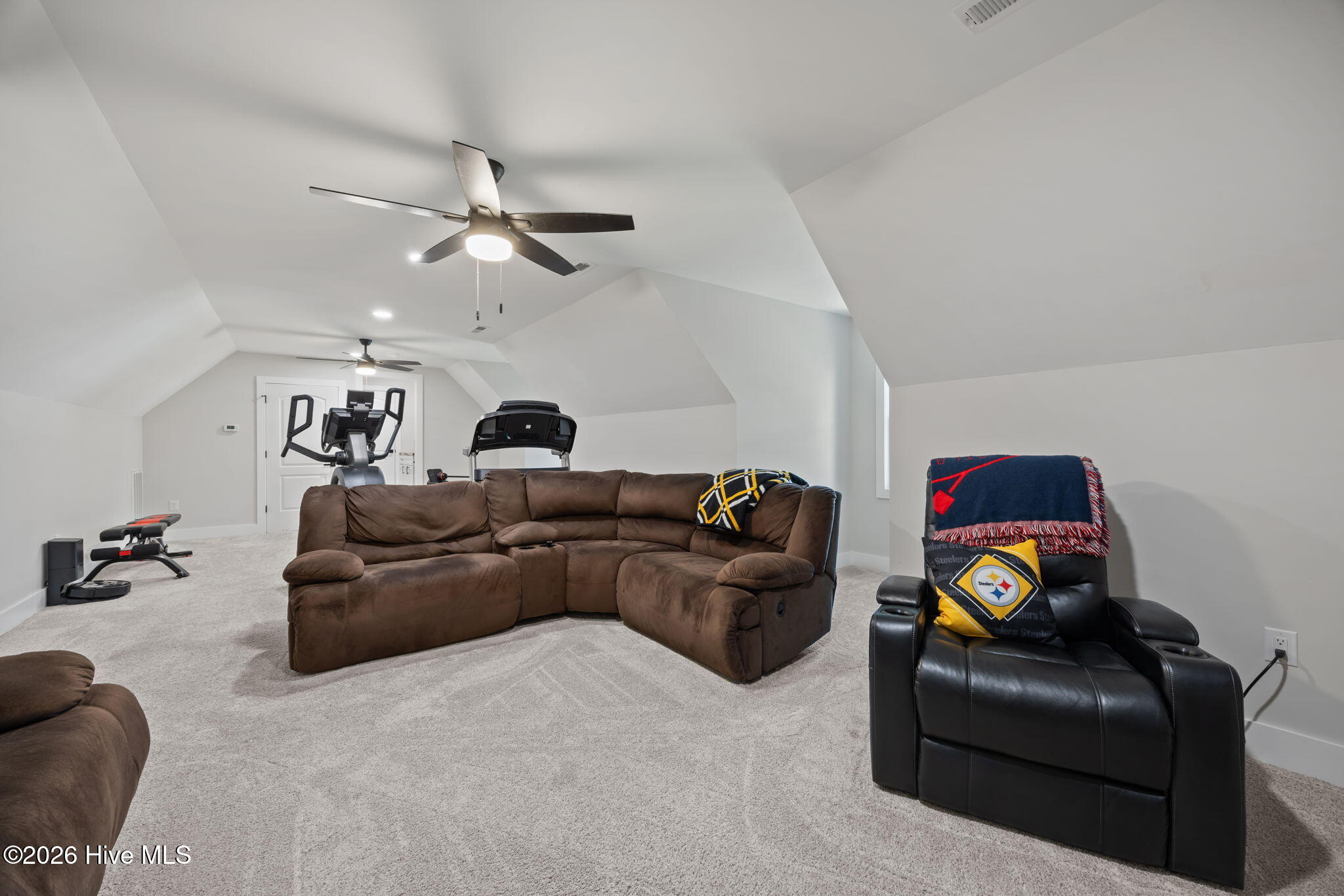 100563547 | Photo 23