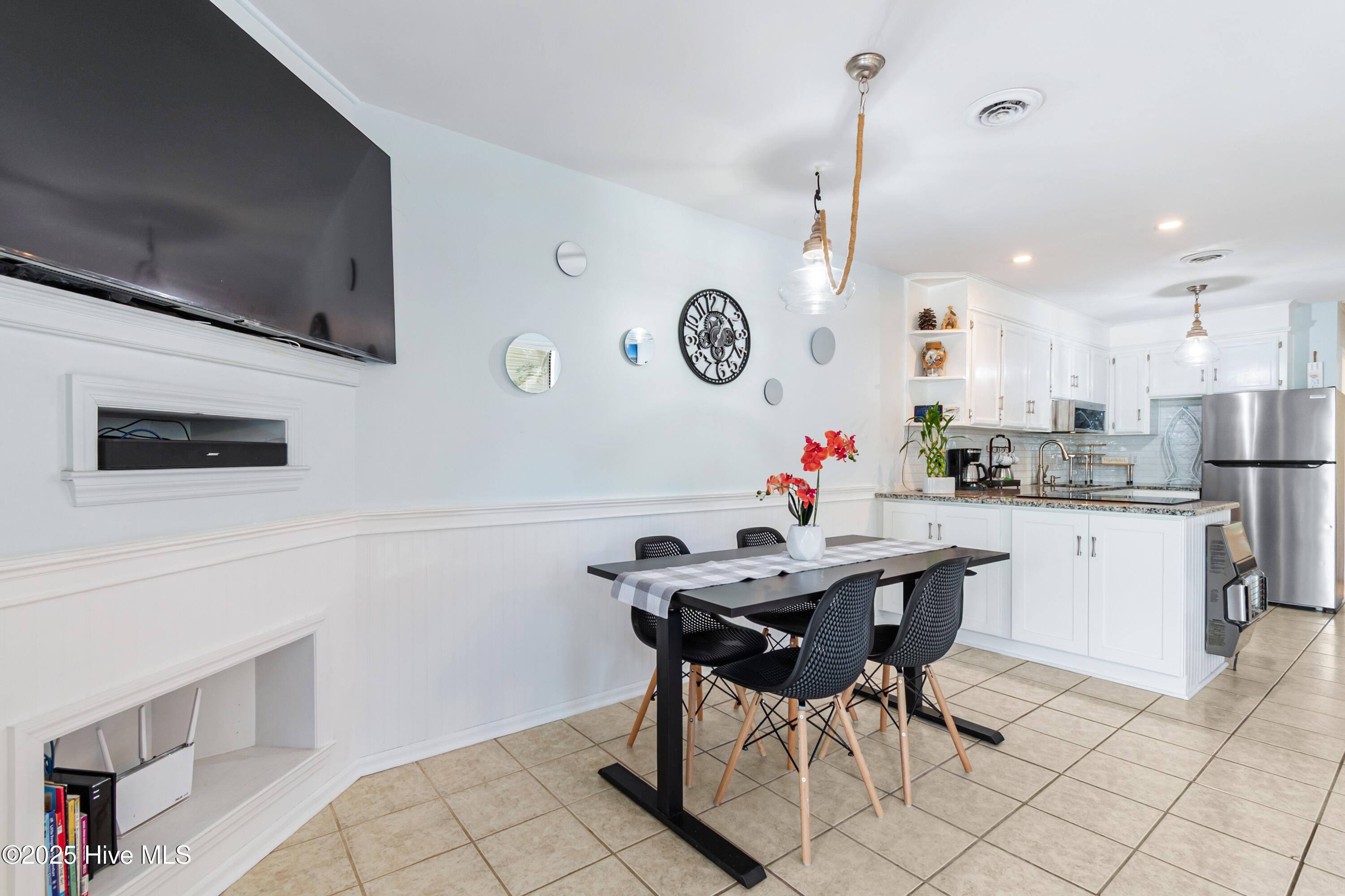 100539702 | Photo 21