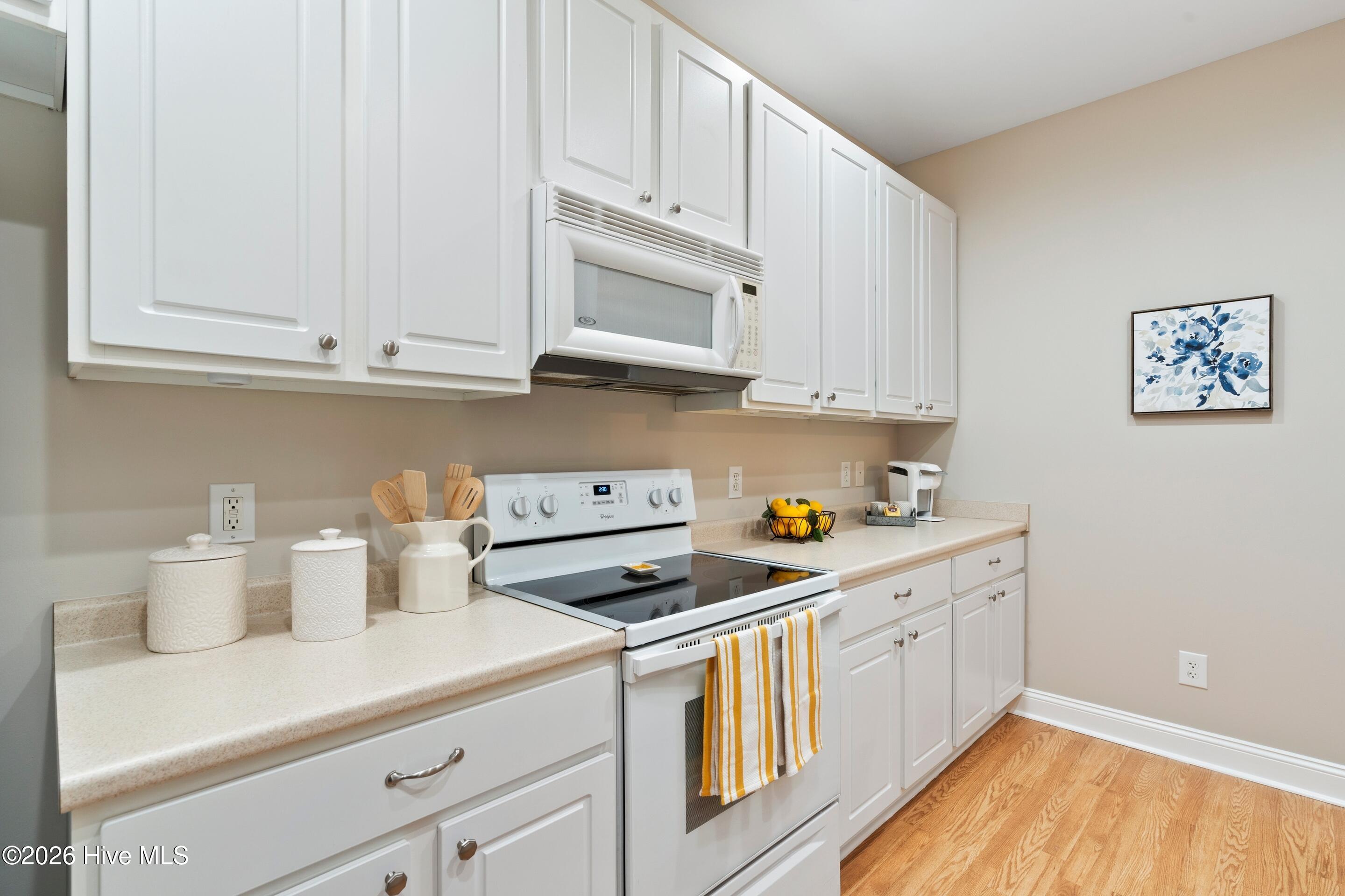 100549608 | Photo 10