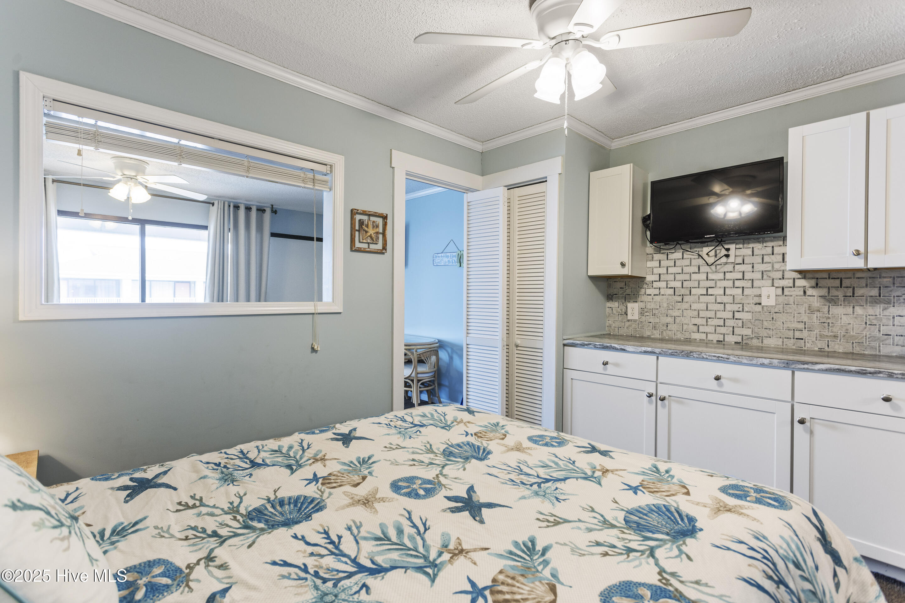 100487162 | Photo 13