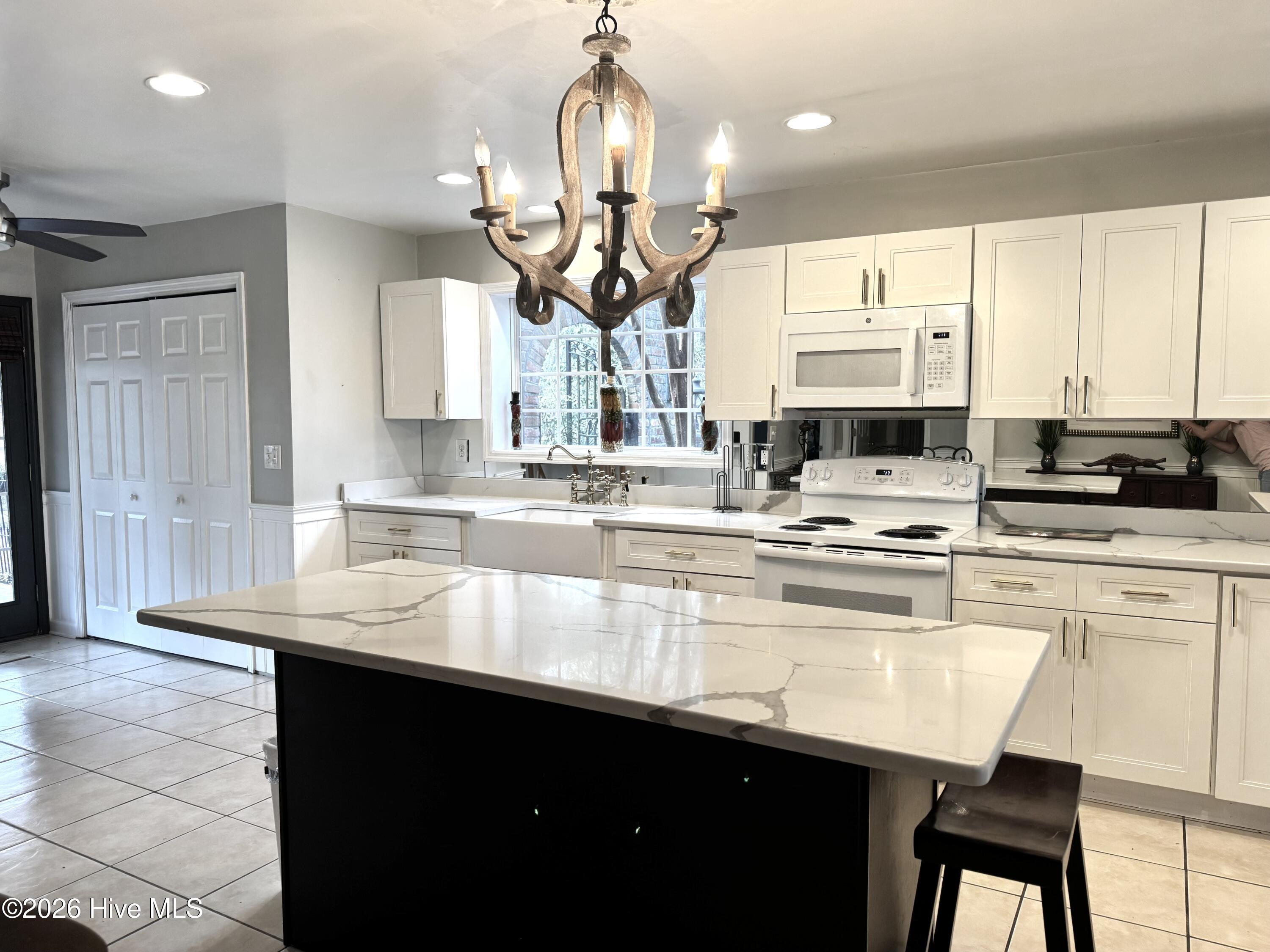 100558799 | Photo 10