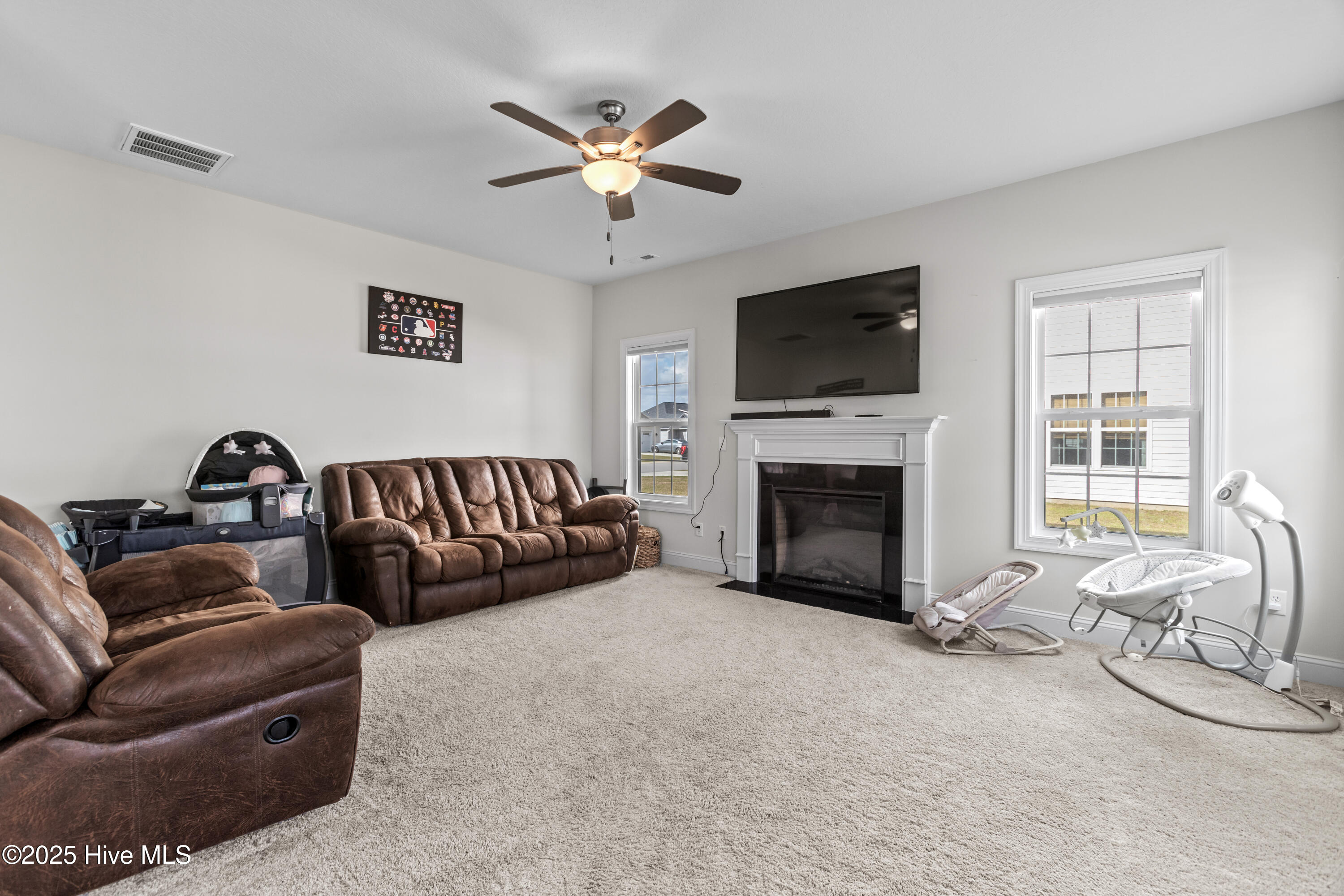 100504313 | Photo 11