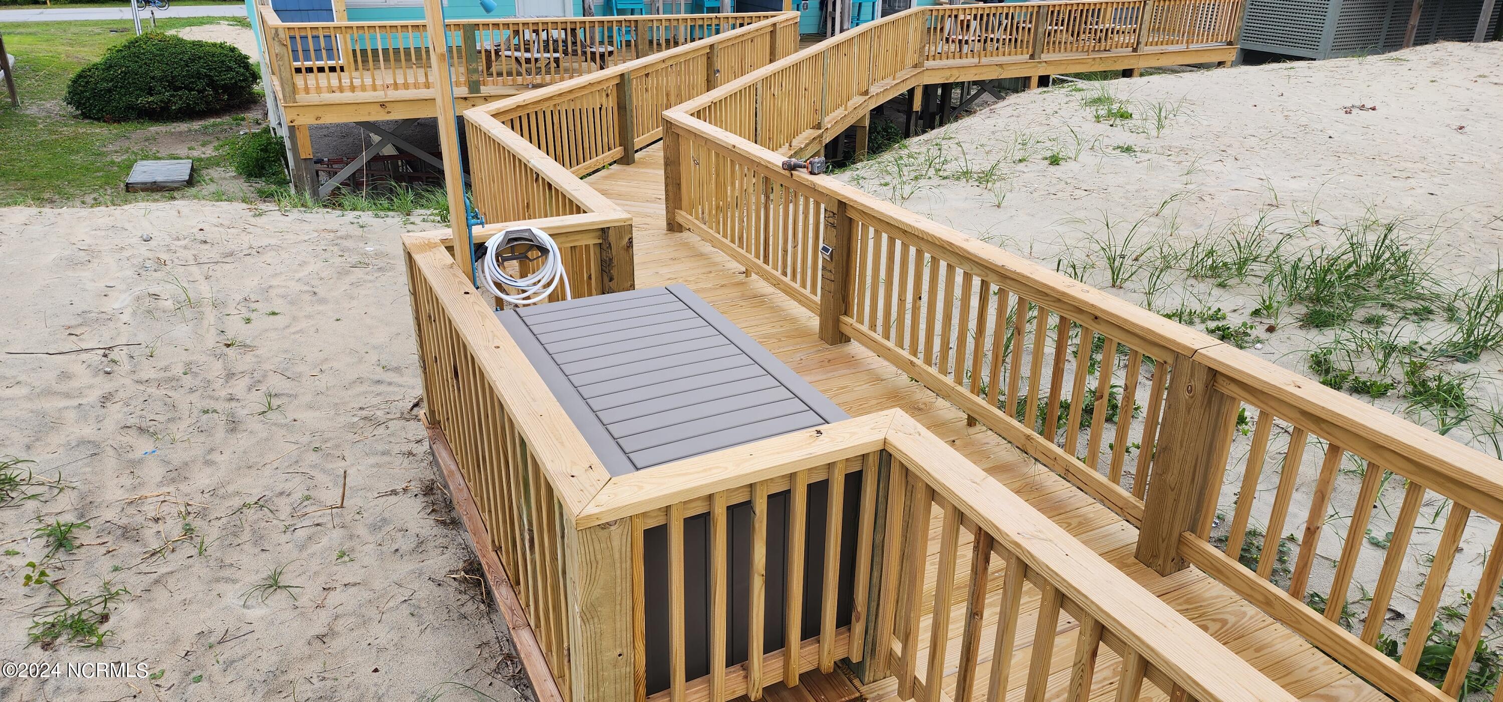 100549892 | Photo 34