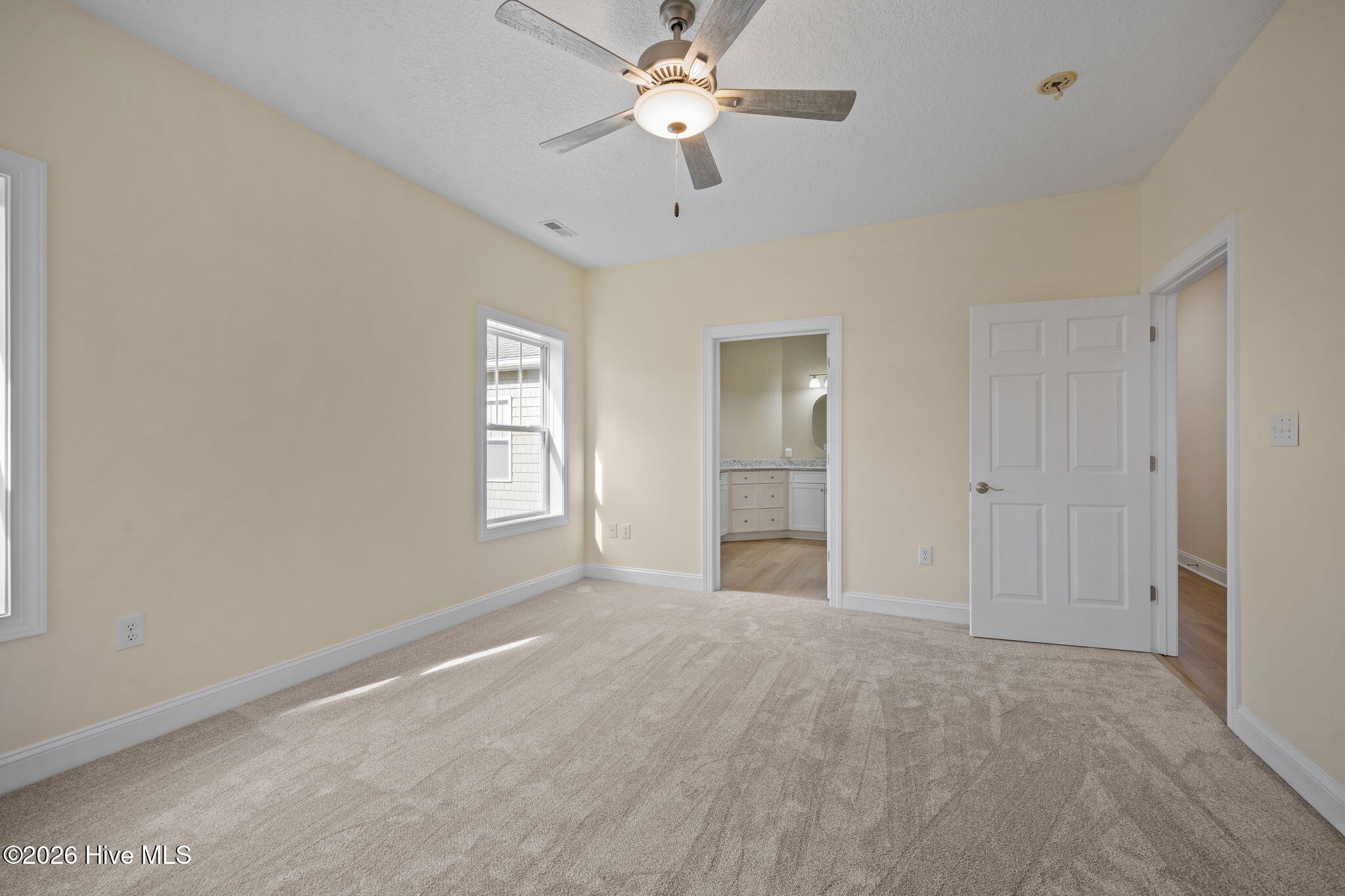 200 Lighthouse Lane UNIT B3, Cedar Point, NC, 28584