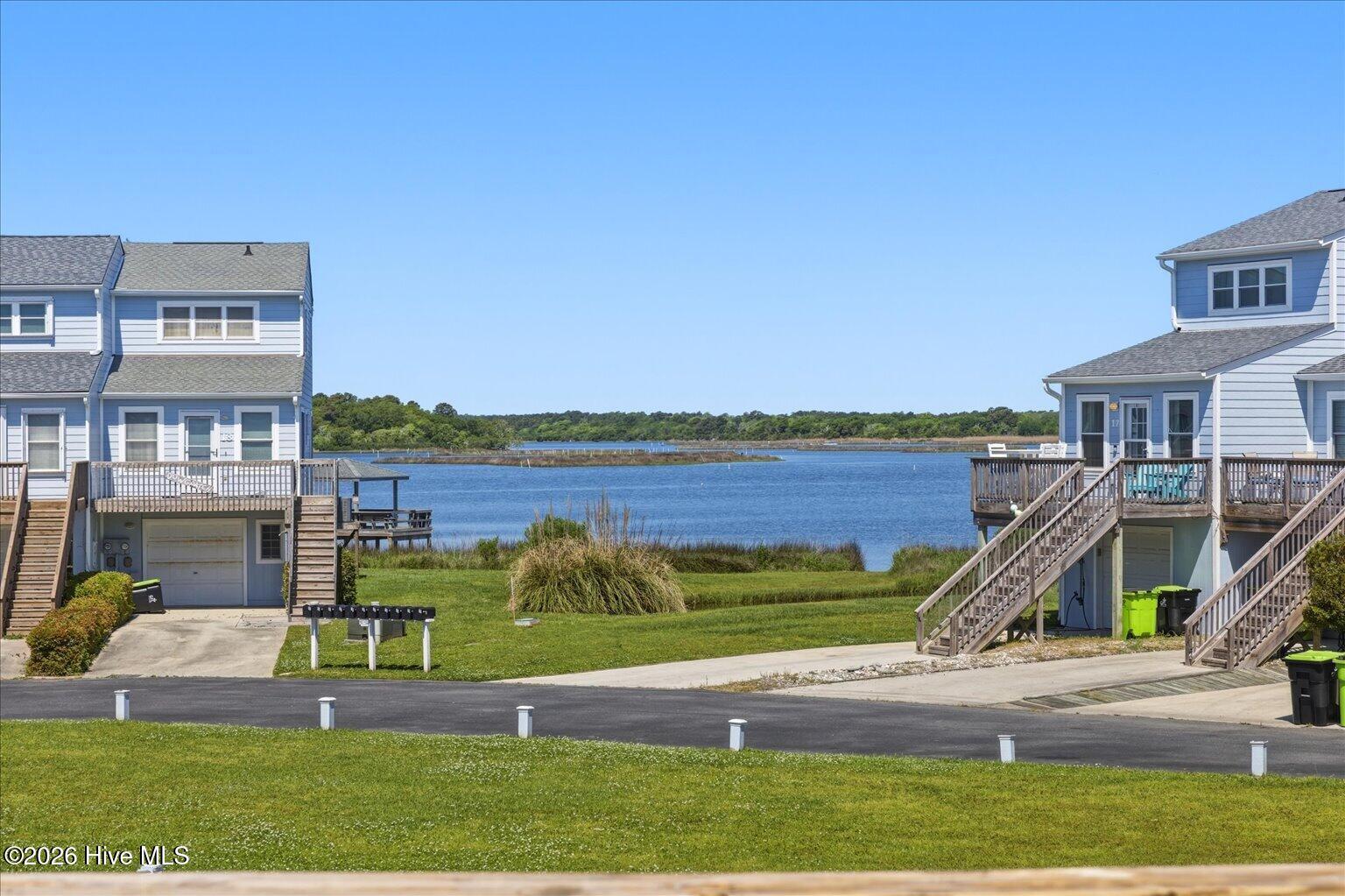 100570154 | Photo 16