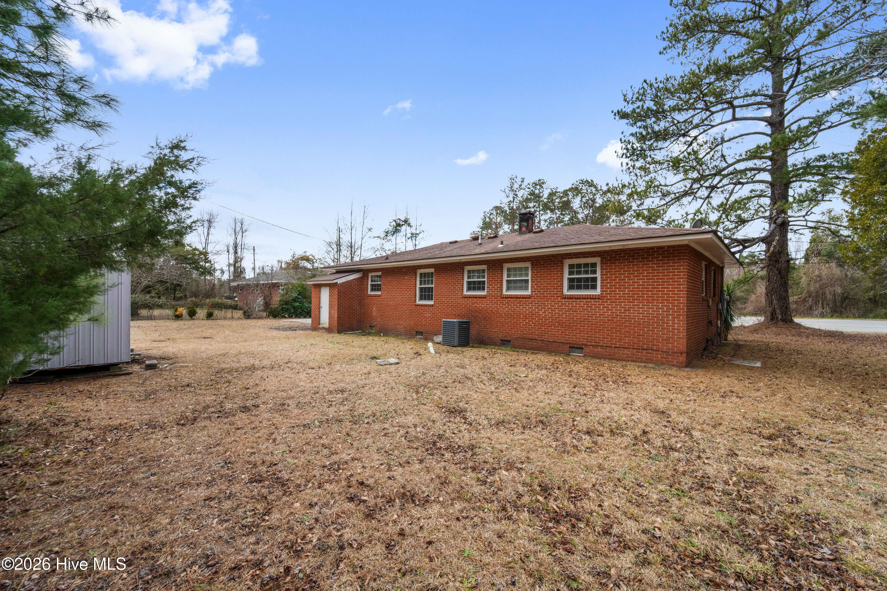 100557245 | Photo 46