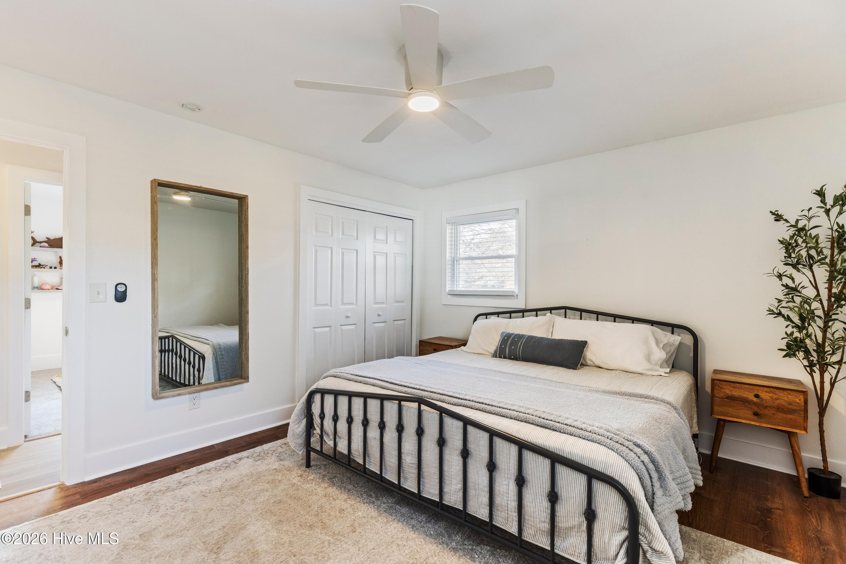 100547942 | Photo 24