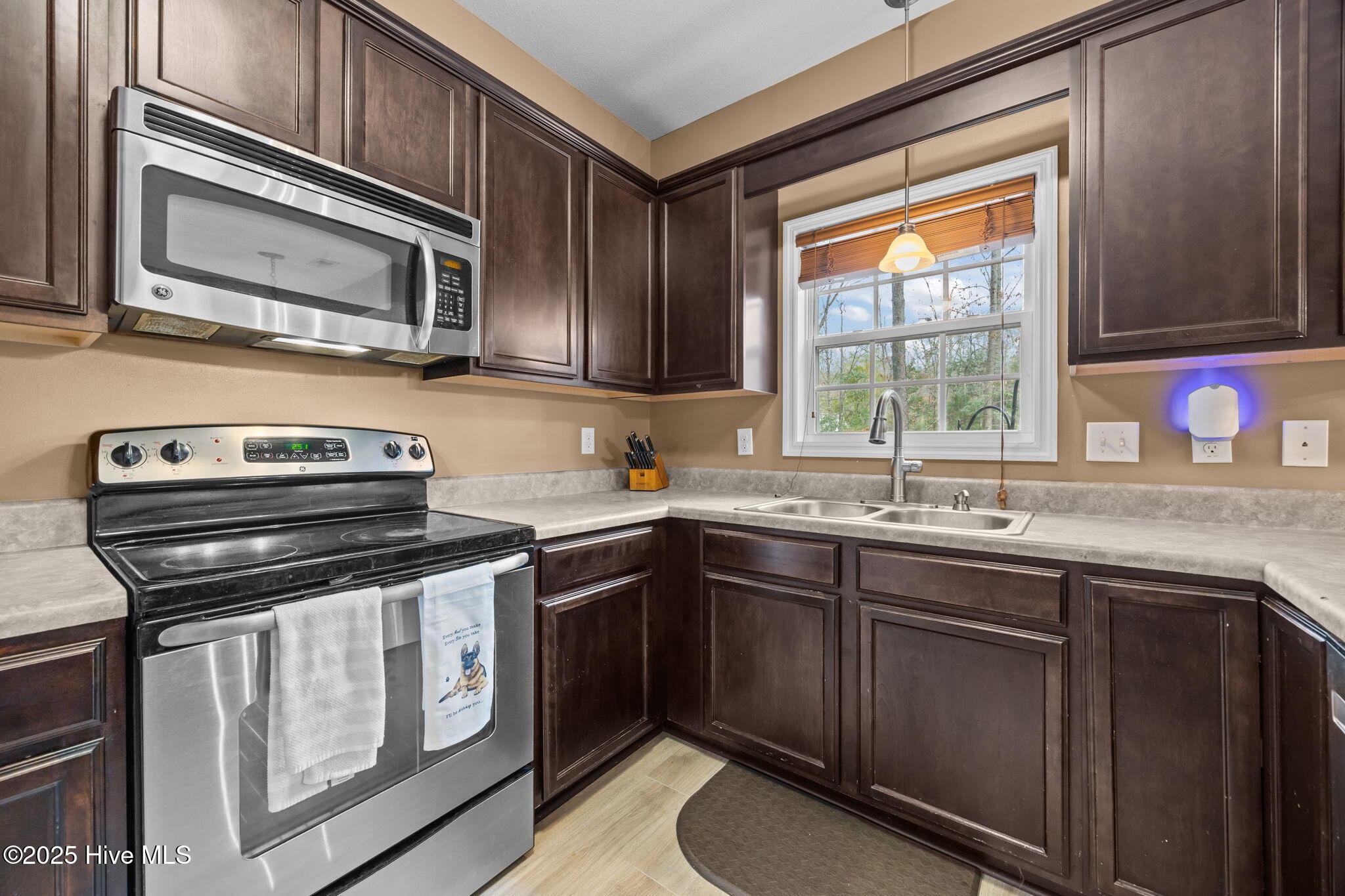 100544131 | Photo 13