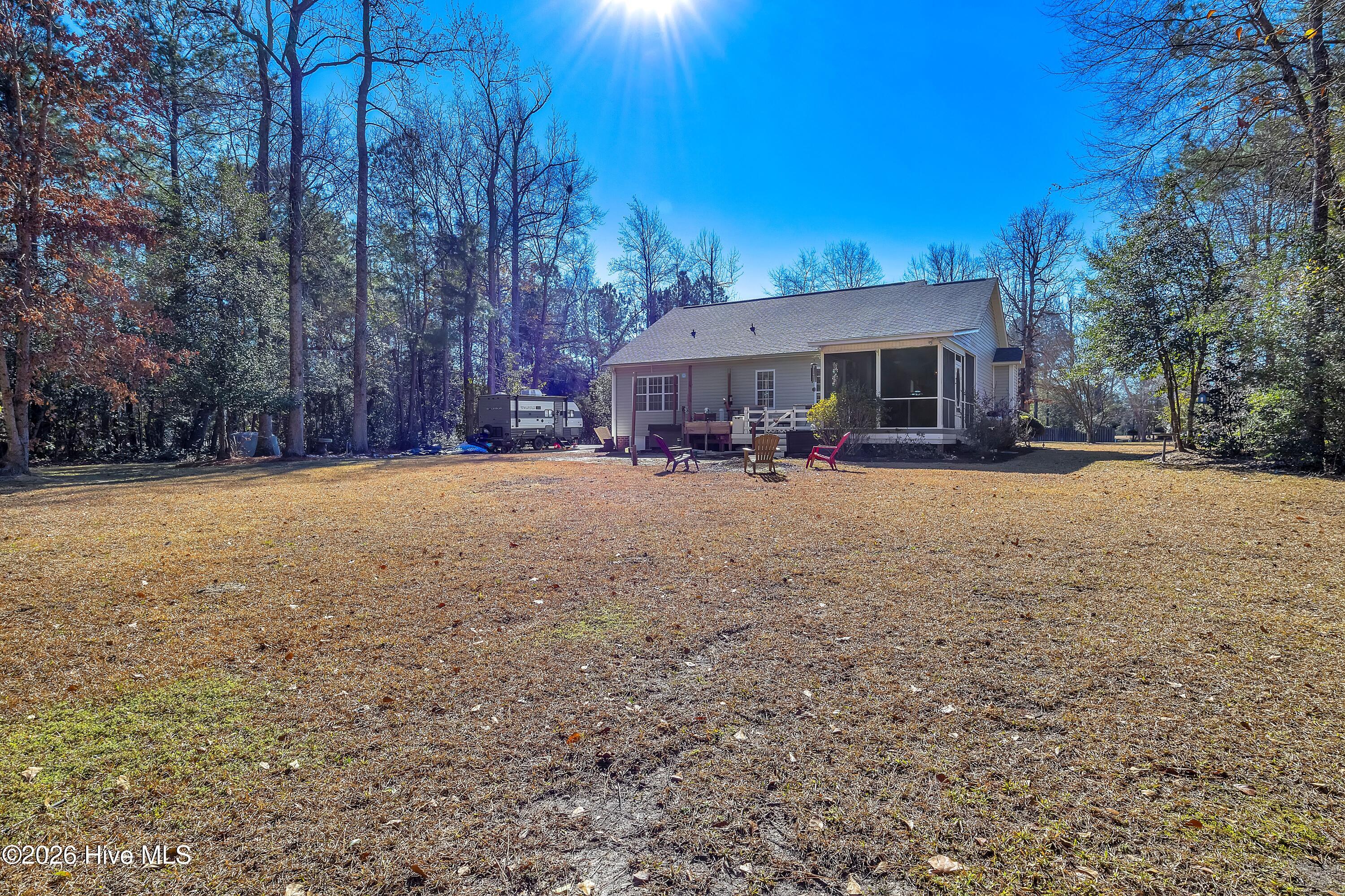 100561283 | Photo 35