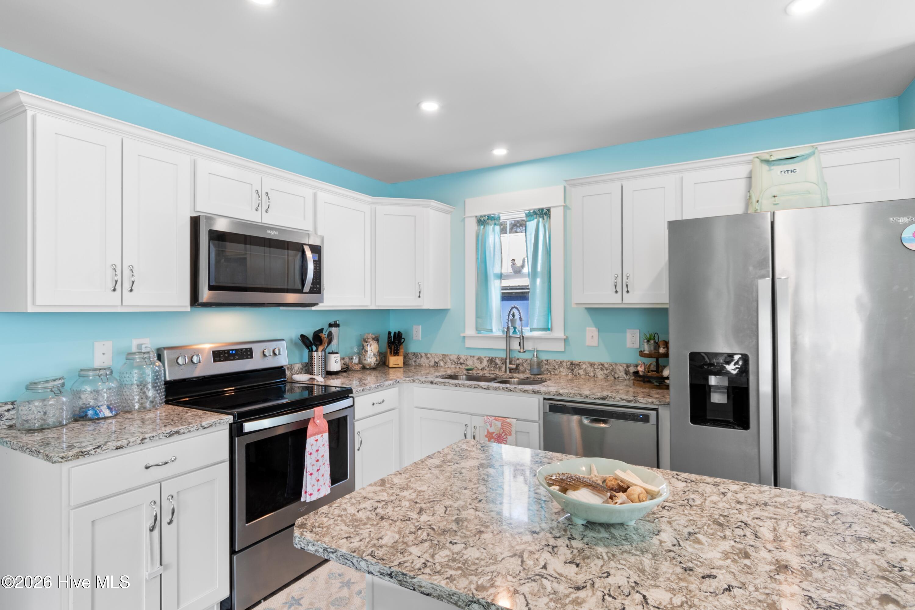 100558691 | Photo 10