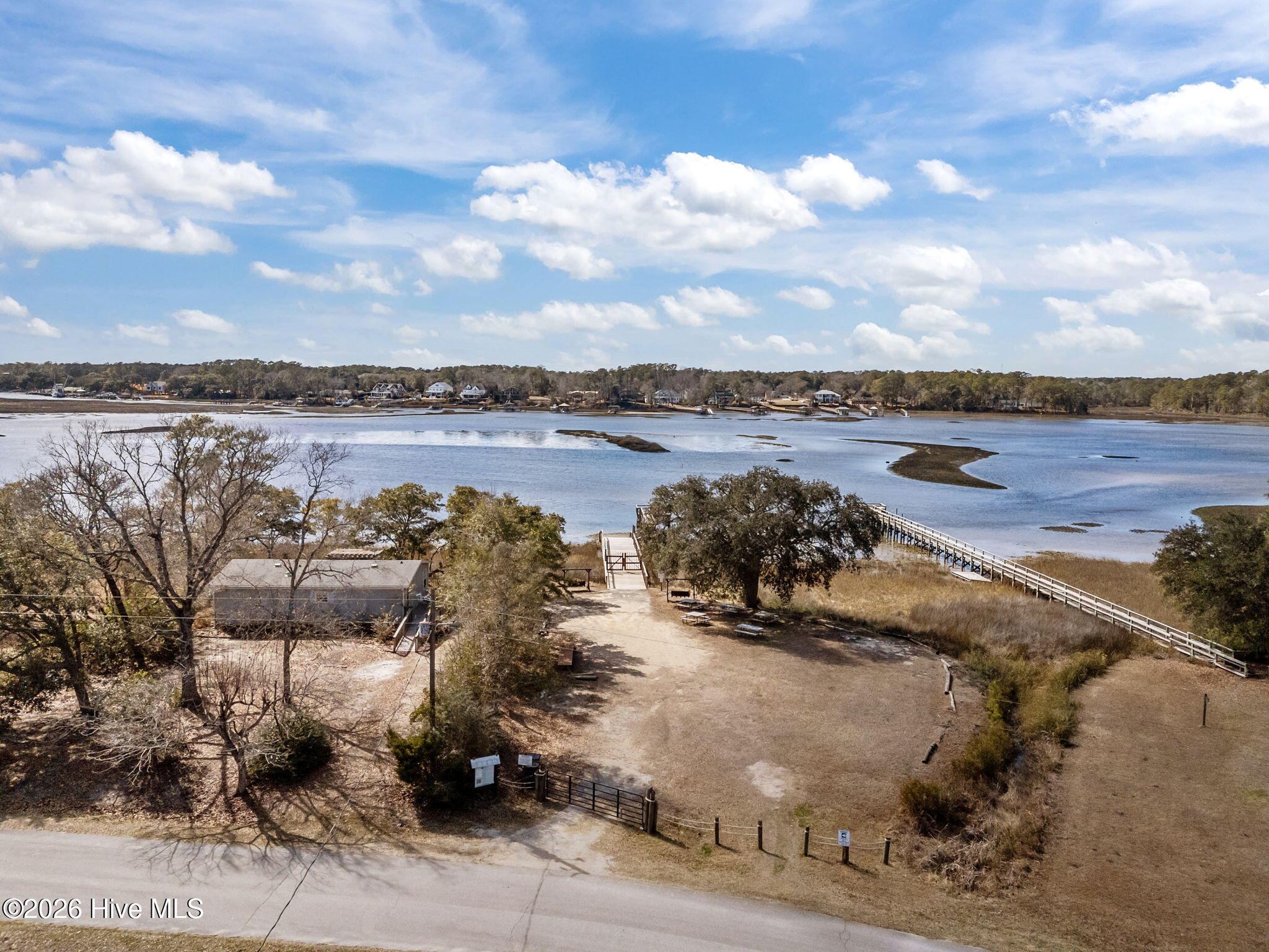 100555890 | Photo 48